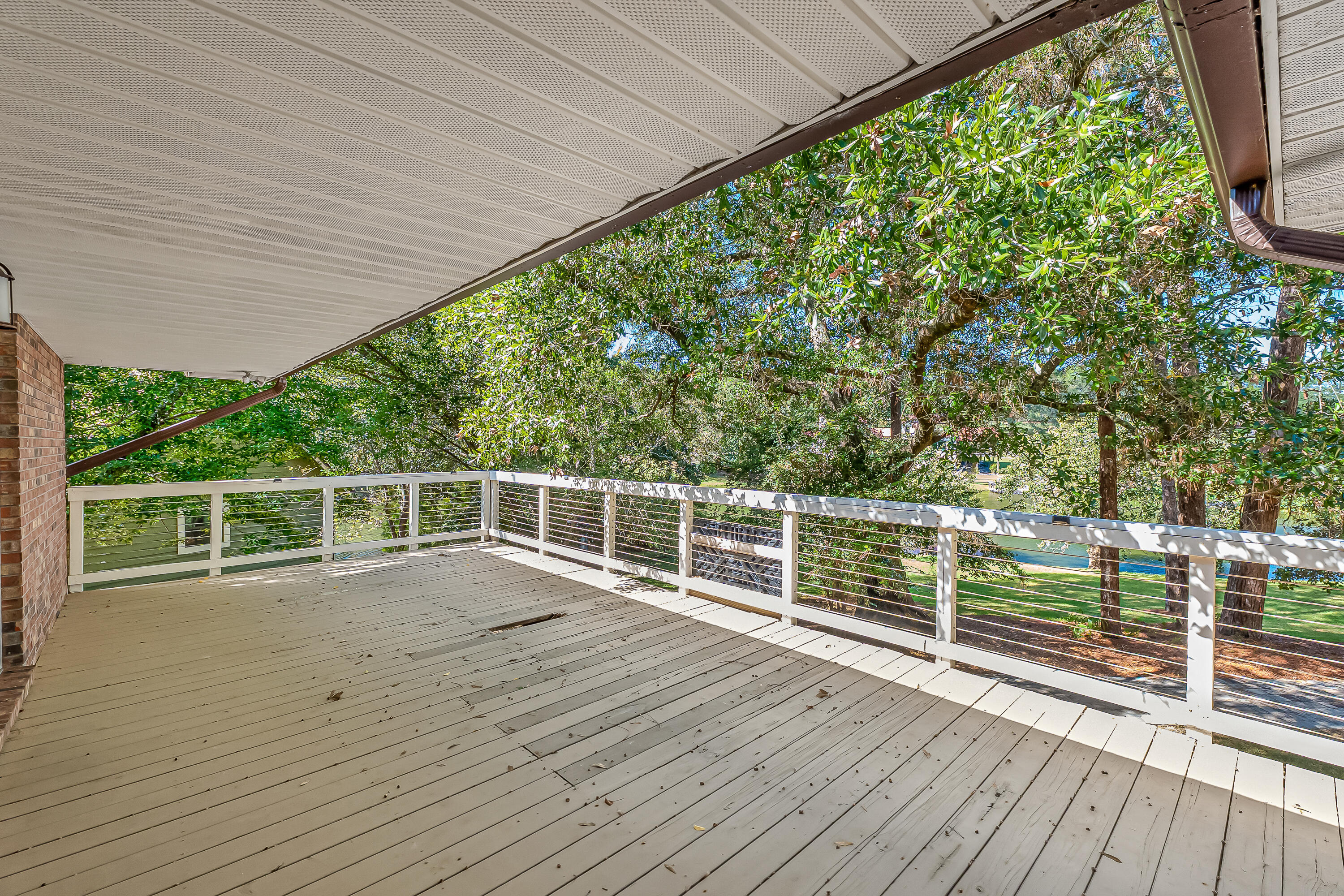 Rocky Bayou Cc Est 3 - Residential Lease