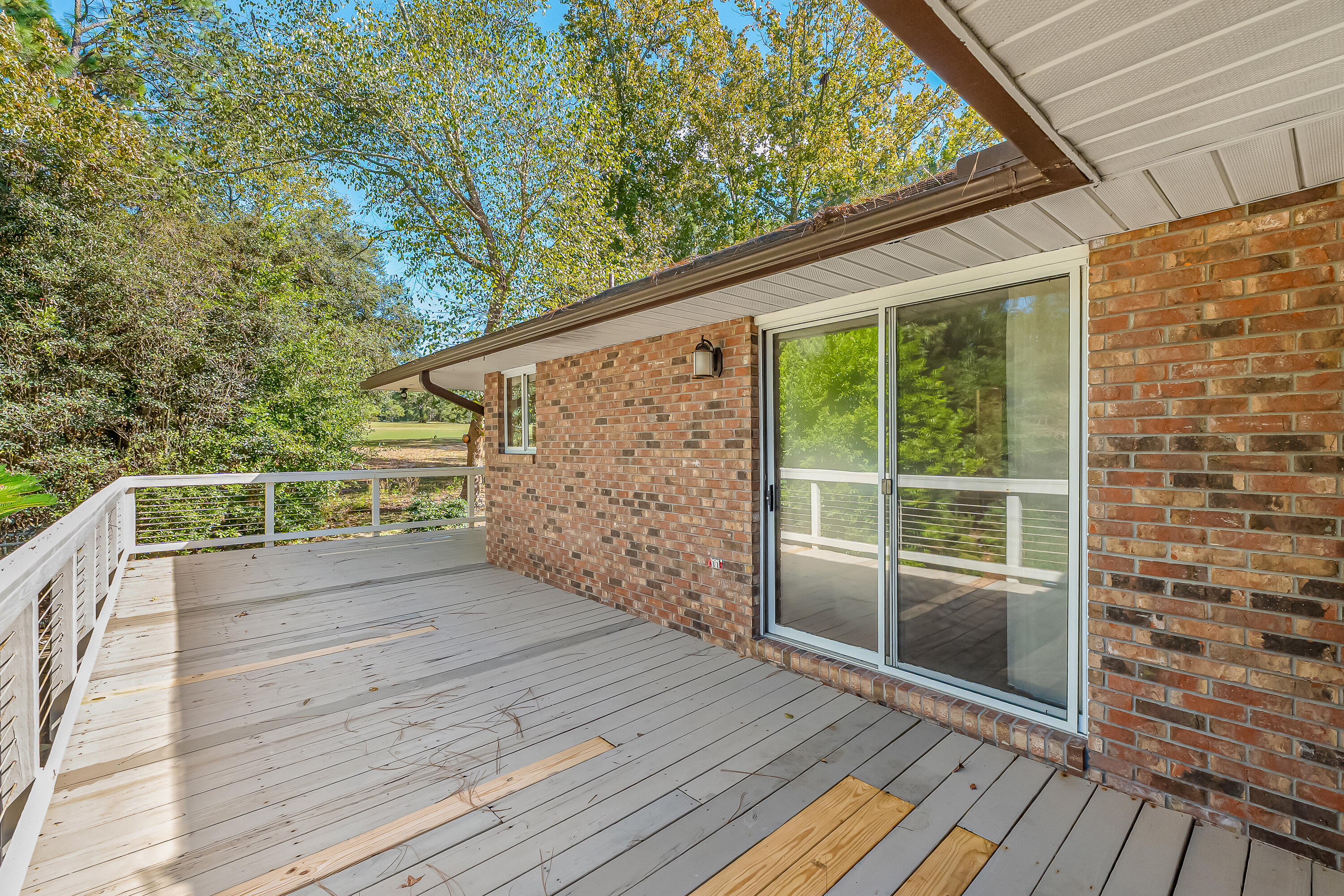 Rocky Bayou Cc Est 3 - Residential Lease