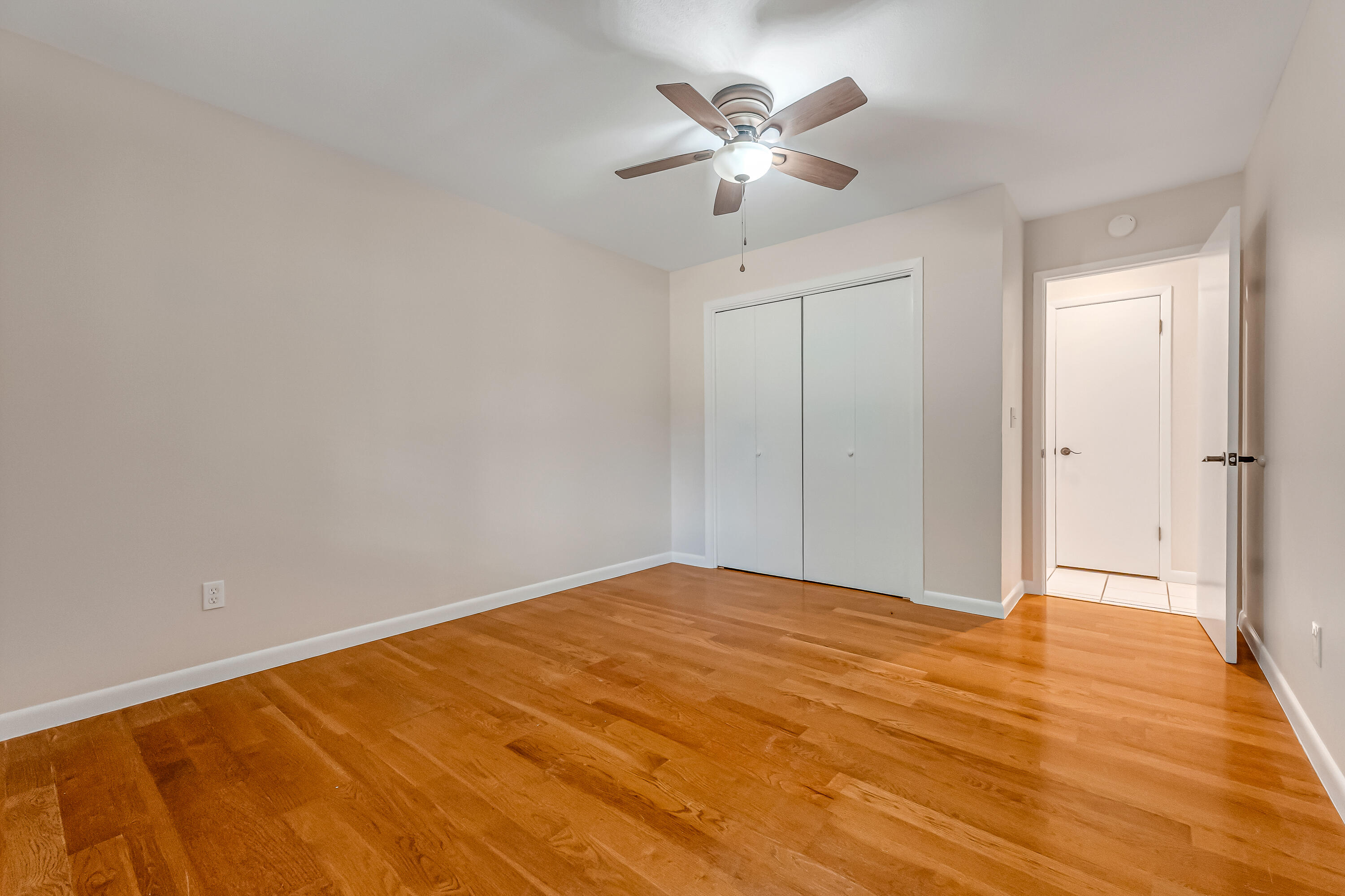 Rocky Bayou Cc Est 3 - Residential Lease