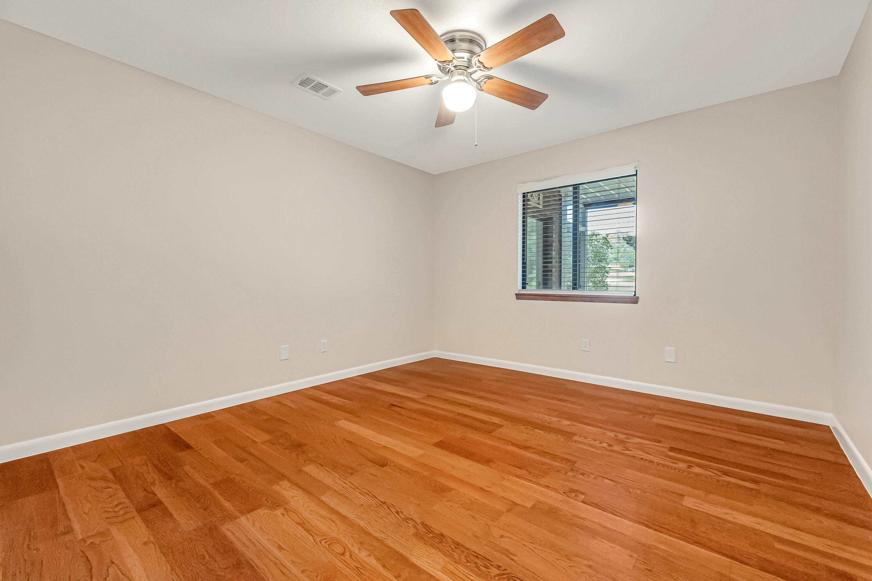 Rocky Bayou Cc Est 3 - Residential Lease