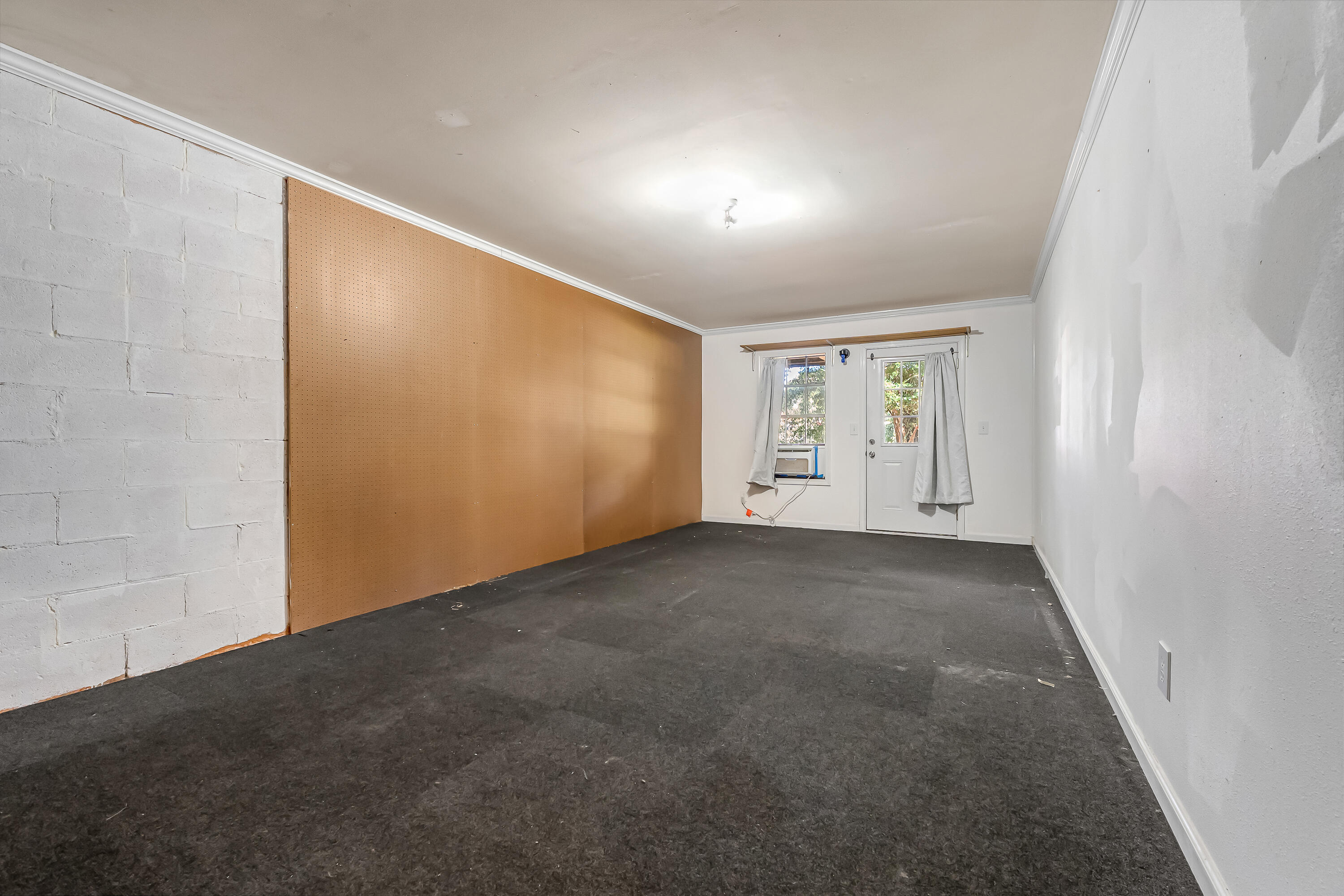 Rocky Bayou Cc Est 3 - Residential Lease