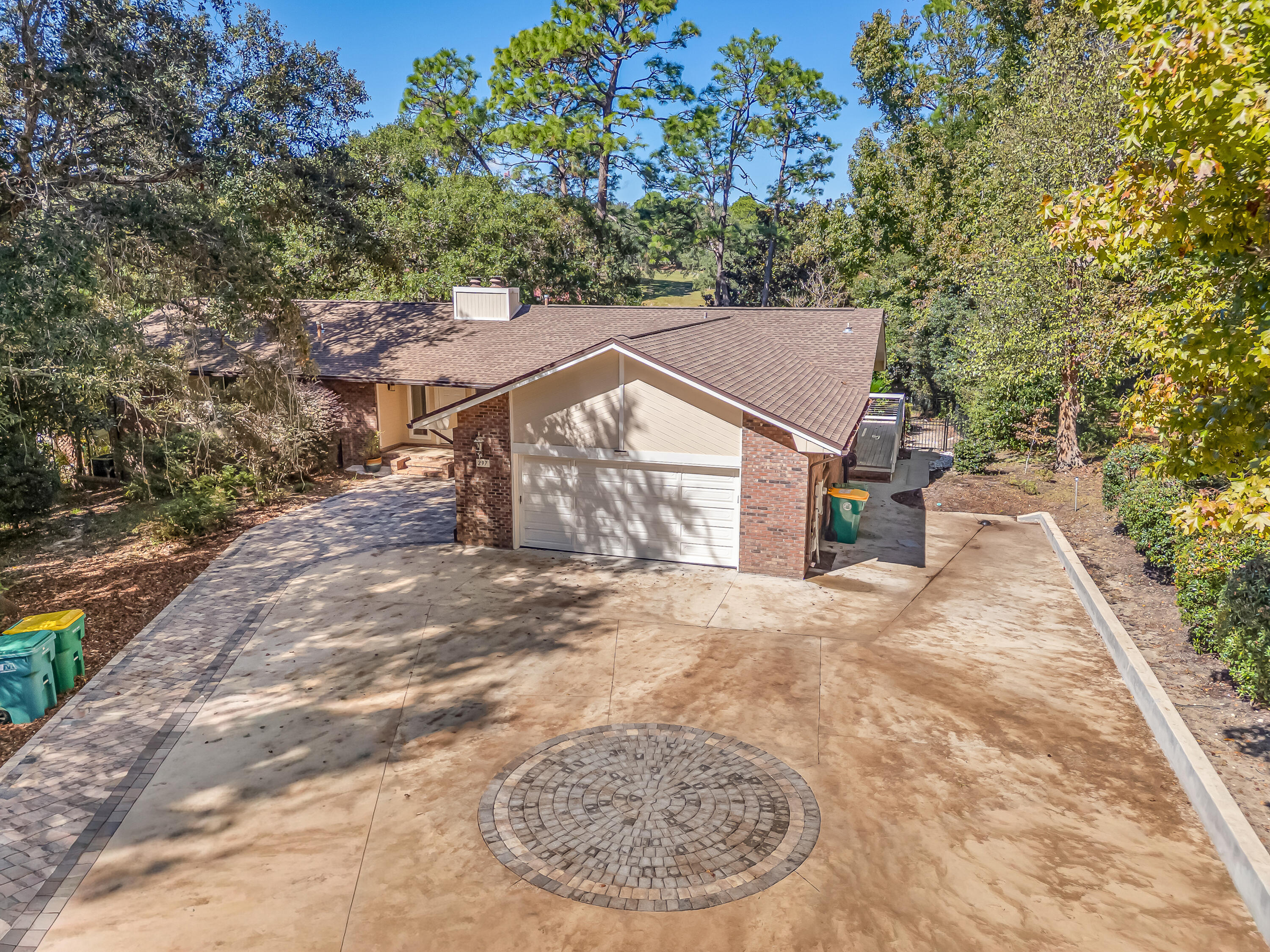 Rocky Bayou Cc Est 3 - Residential Lease