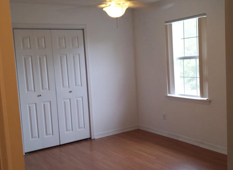 ADASHAN GARDYNS - Residential