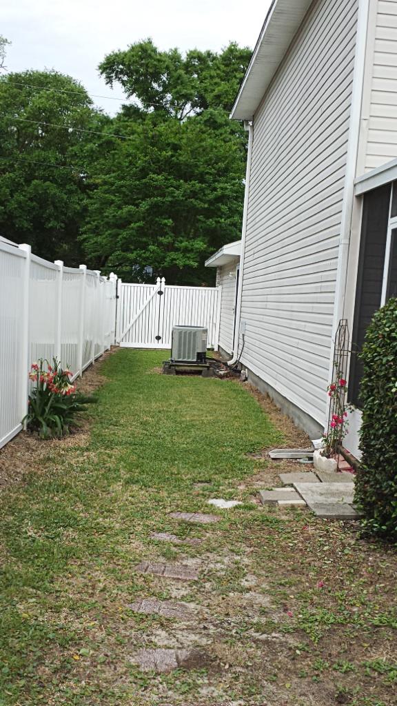 ADASHAN GARDYNS - Residential