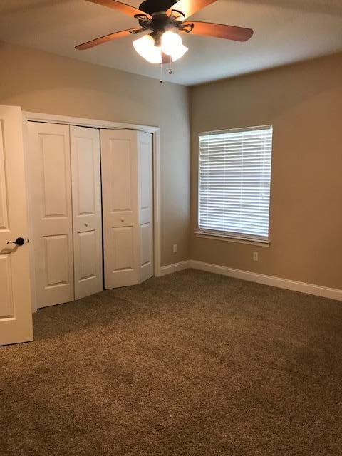 VALPARAISO PINECREST 6 - Residential Lease