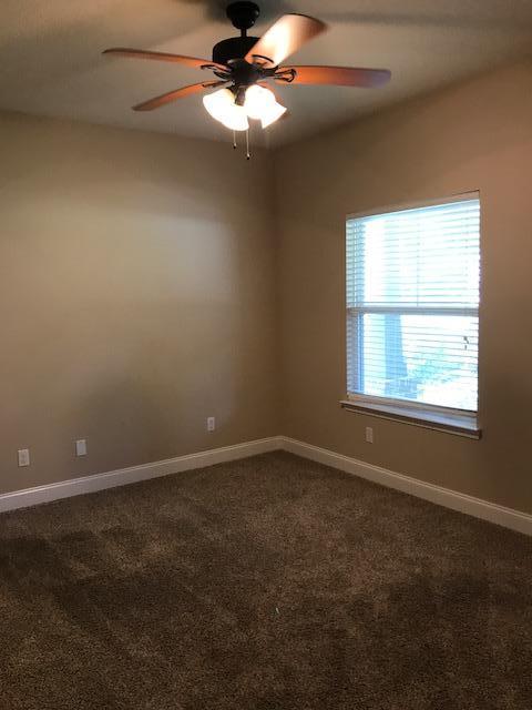 VALPARAISO PINECREST 6 - Residential Lease