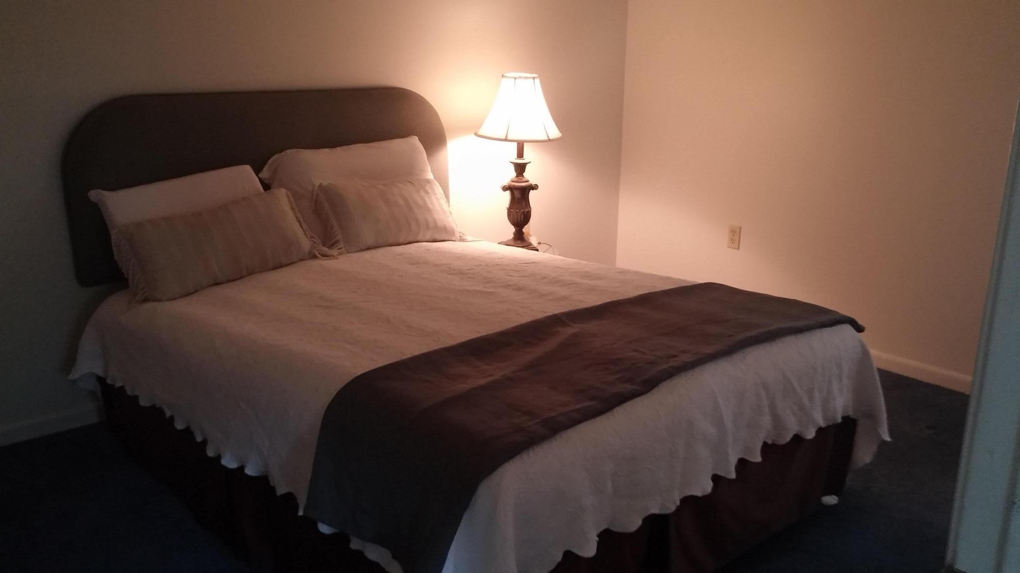 BEACHWOOD VILLAS CONDO - Residential