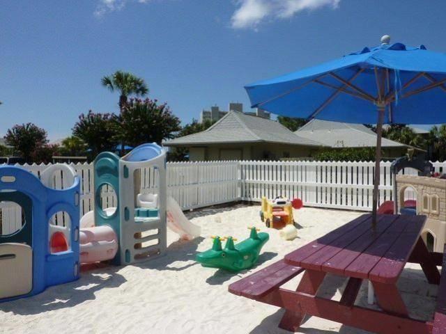 BEACHWOOD VILLAS CONDO - Residential