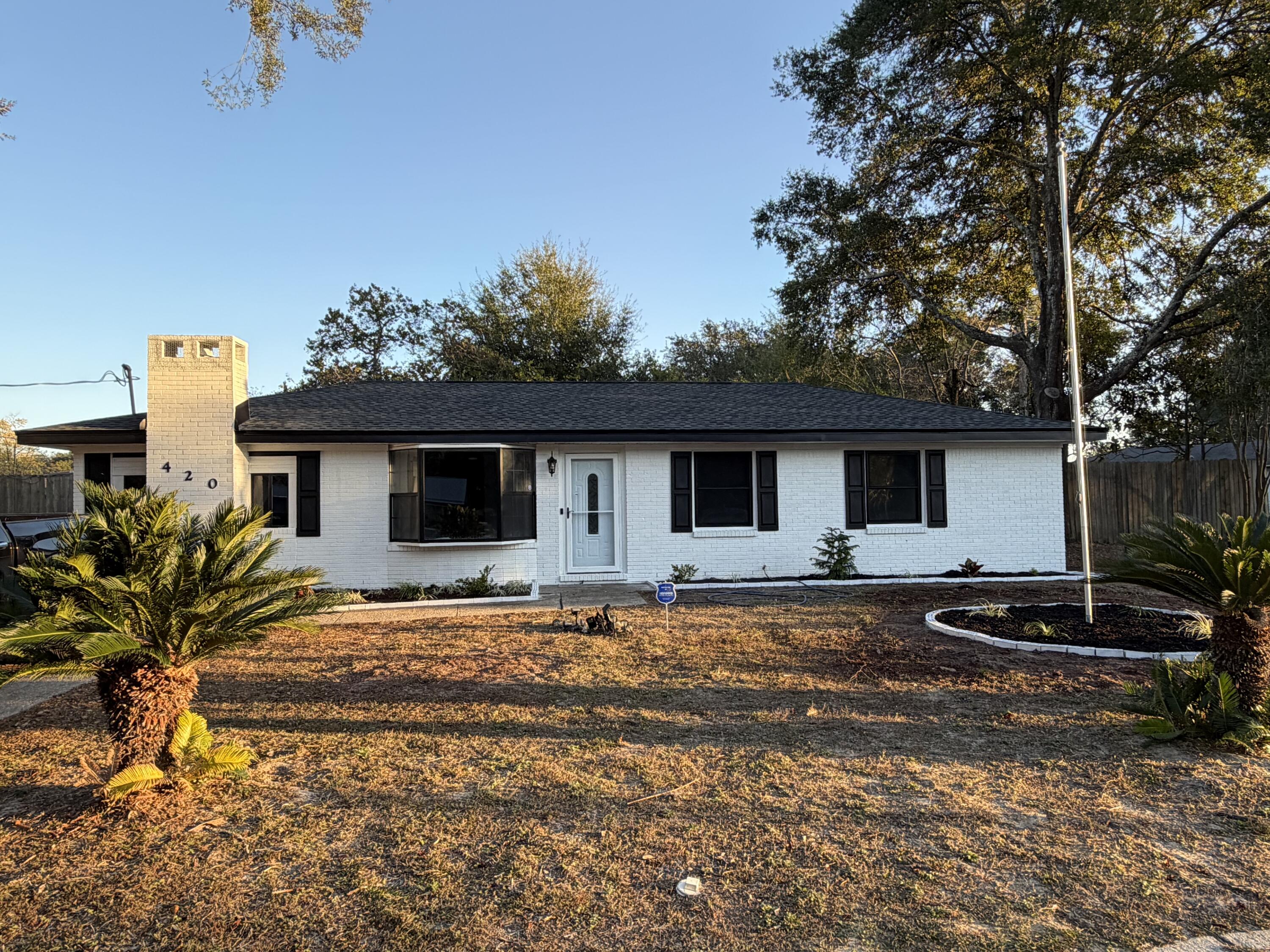 CAROL ANNE MANOR 1ST ADDN - Residential