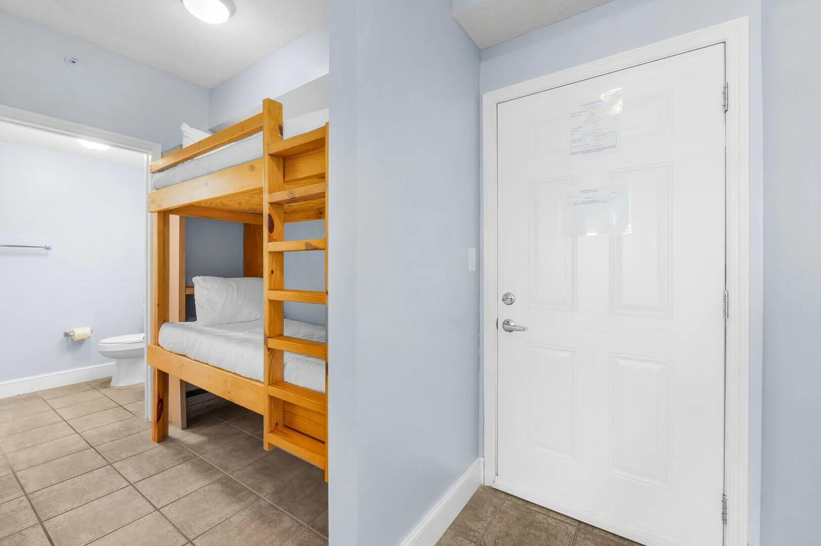 MAJESTIC BEACH TOWERS I - Residential