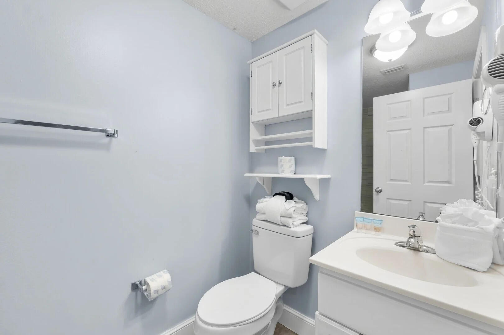 MAJESTIC BEACH TOWERS I - Residential