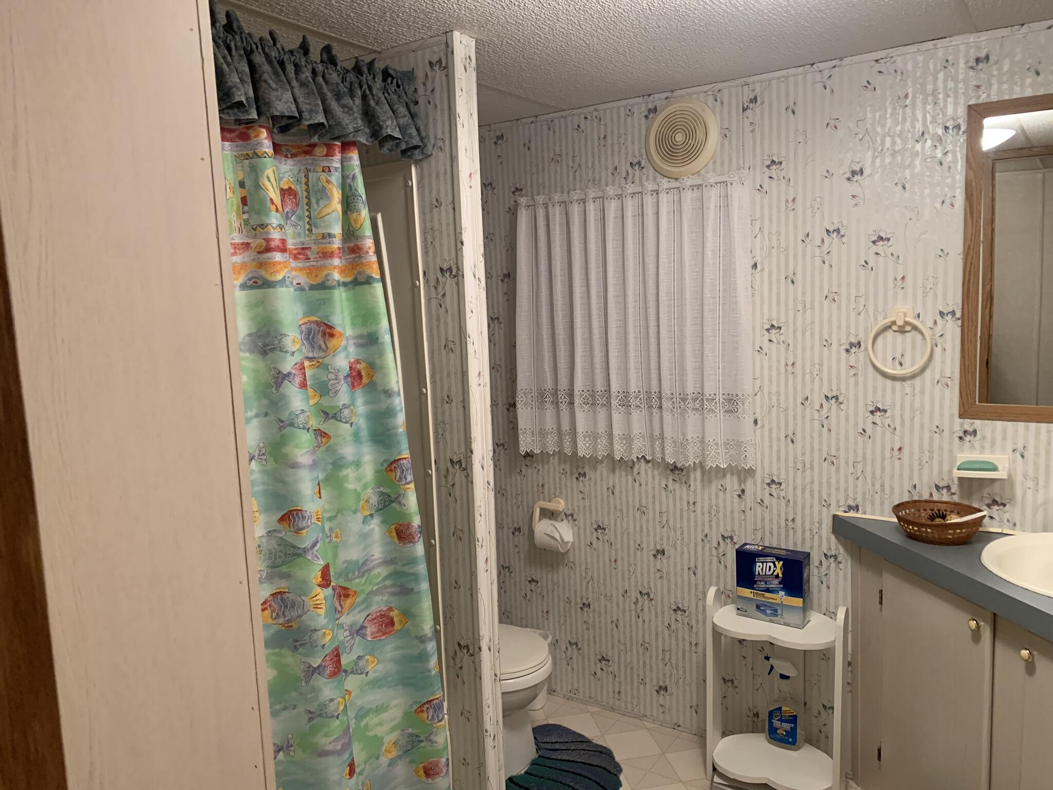 M/H NORTH - Residential Lease