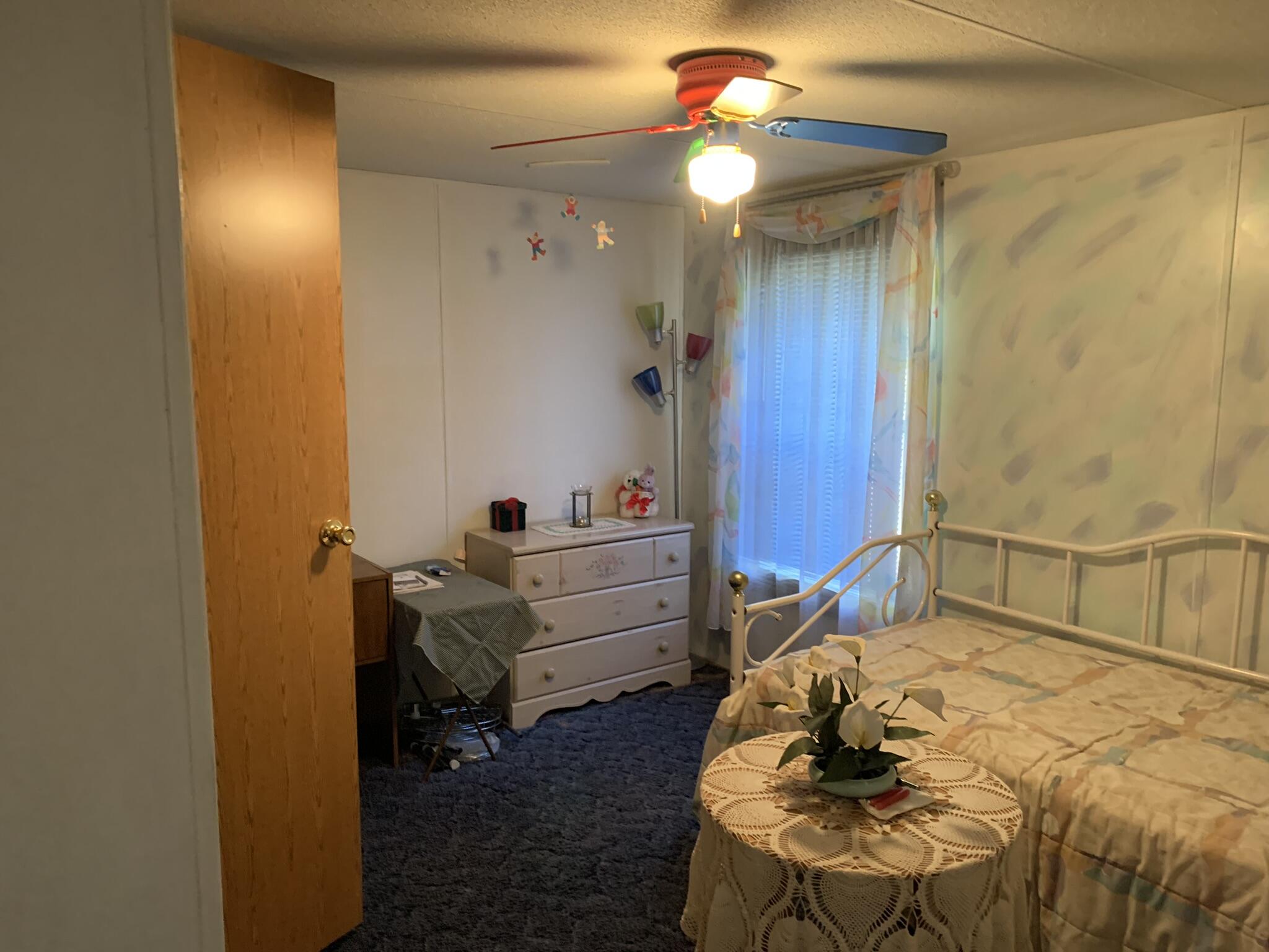 M/H NORTH - Residential Lease