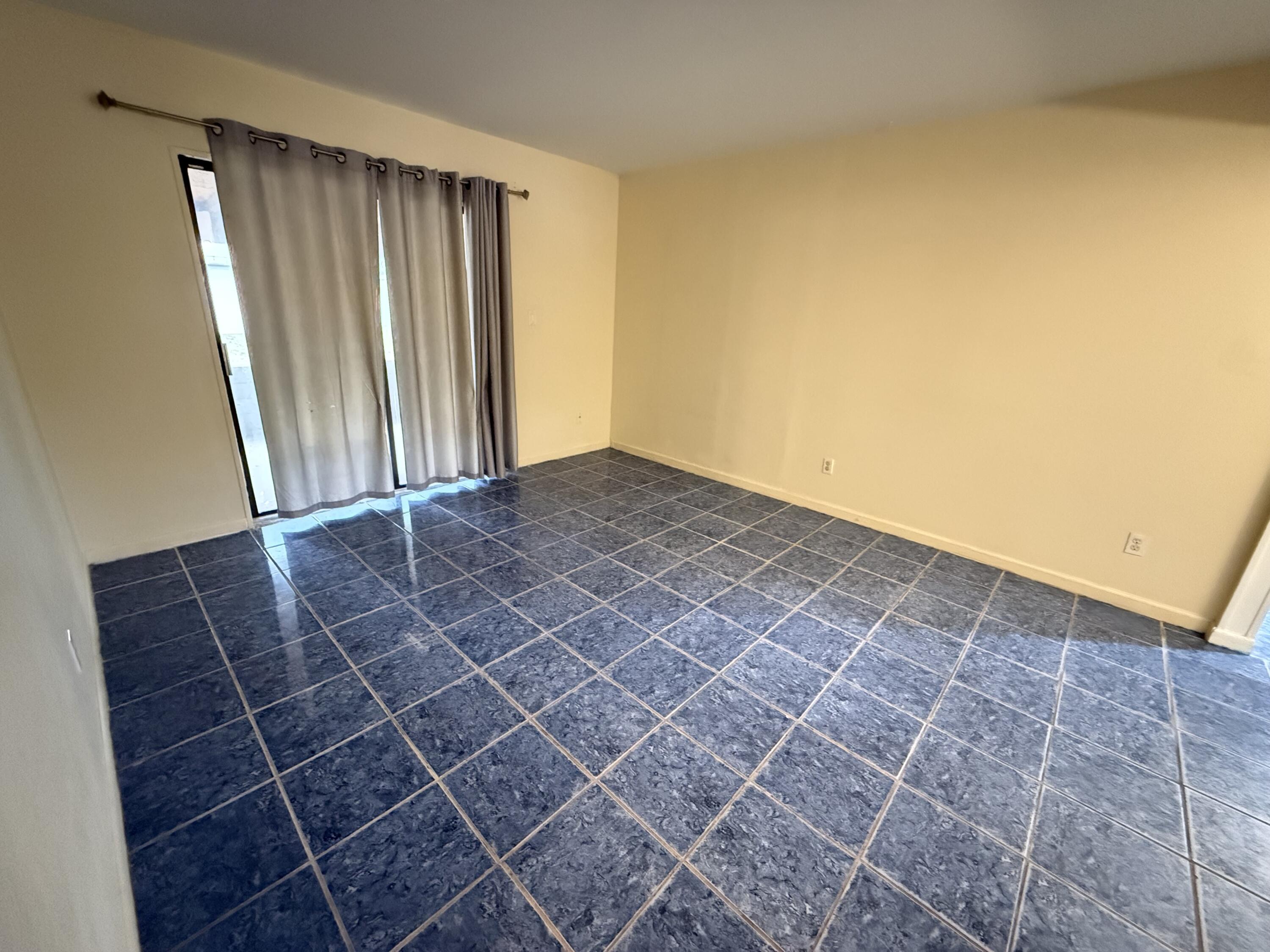 SANTASIA PARK - Residential Lease