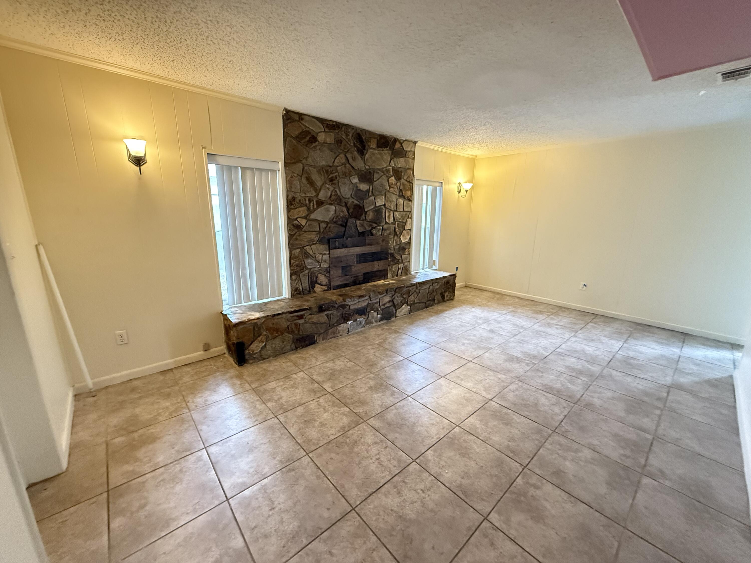 SANTASIA PARK - Residential Lease