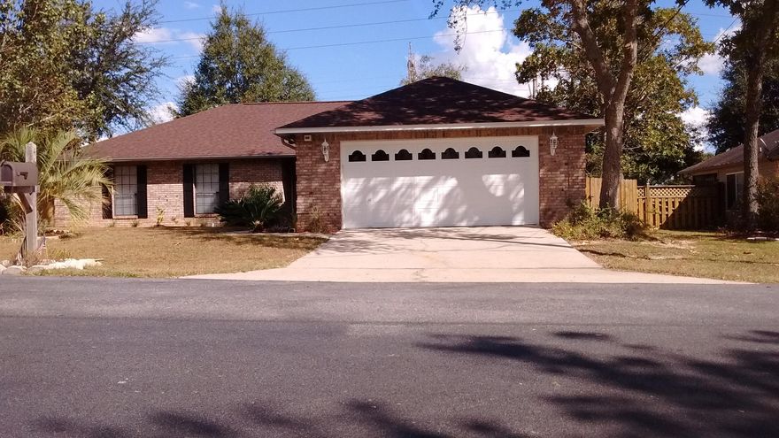 REDUCED PRICE!!! GREAT LOCATION!!! Shining in SOUTH I-10, is this beautiful brick home, featuring a NEW ROOF, NEW GRANITE COUNTERTOPS, NEW ZINCS, NEW CARPET IN BEDROOMS, NEW TILE IN BATHROOMS AND MASTER CLOSET, NEW TOILETS, NEW CEILING FANS IN ALL BEDROOMS, NEW DISHWASHER AND NEWER STOVE AND MICROWAVE. Owner has done an outstanding job upgrading this property. SEPTIC recently inspected, house freshly painted, new landscaping in front yard. House features a cathedral ceiling and beautiful fire place enhancing the great room. A large kitchen with plenty of counter space; great laundry room with an affixed ironing board. This house is ready for a new family to move!!! Great opportunity for an investor!!!