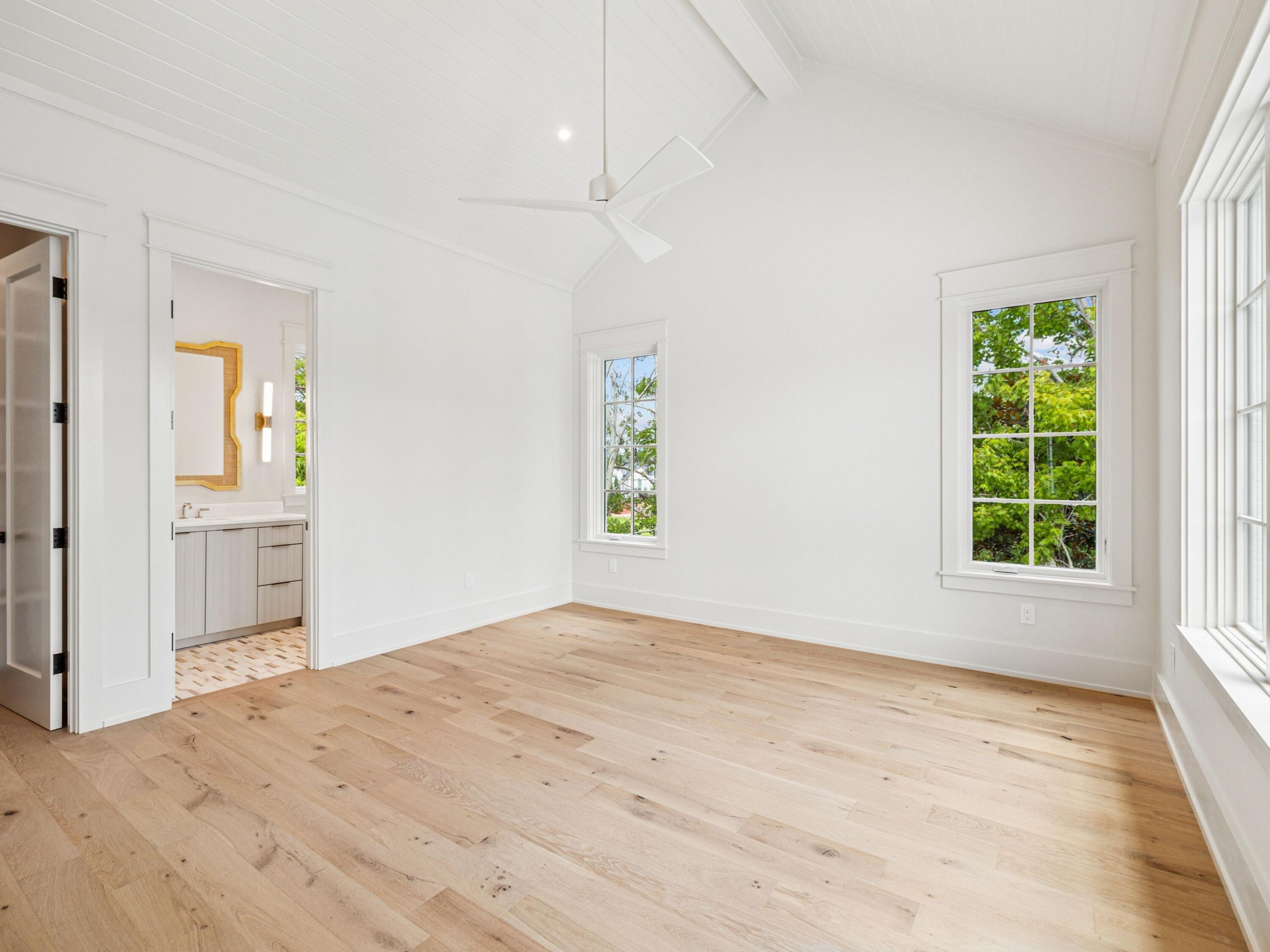 CHURCHILL OAKS - Residential