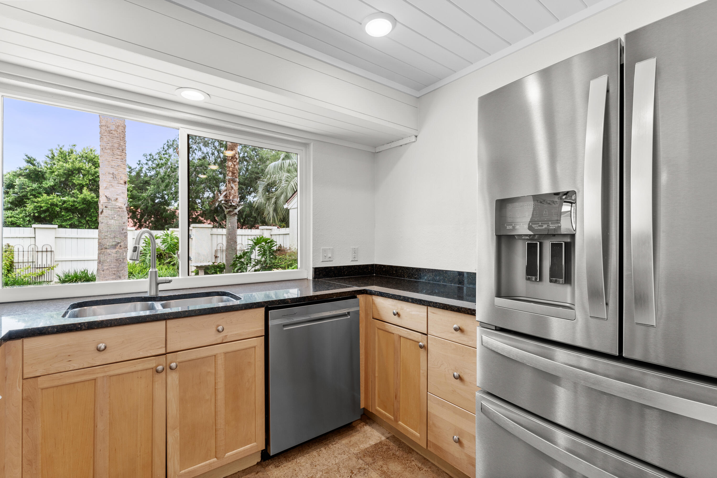 L'ATRIUM - Residential Lease