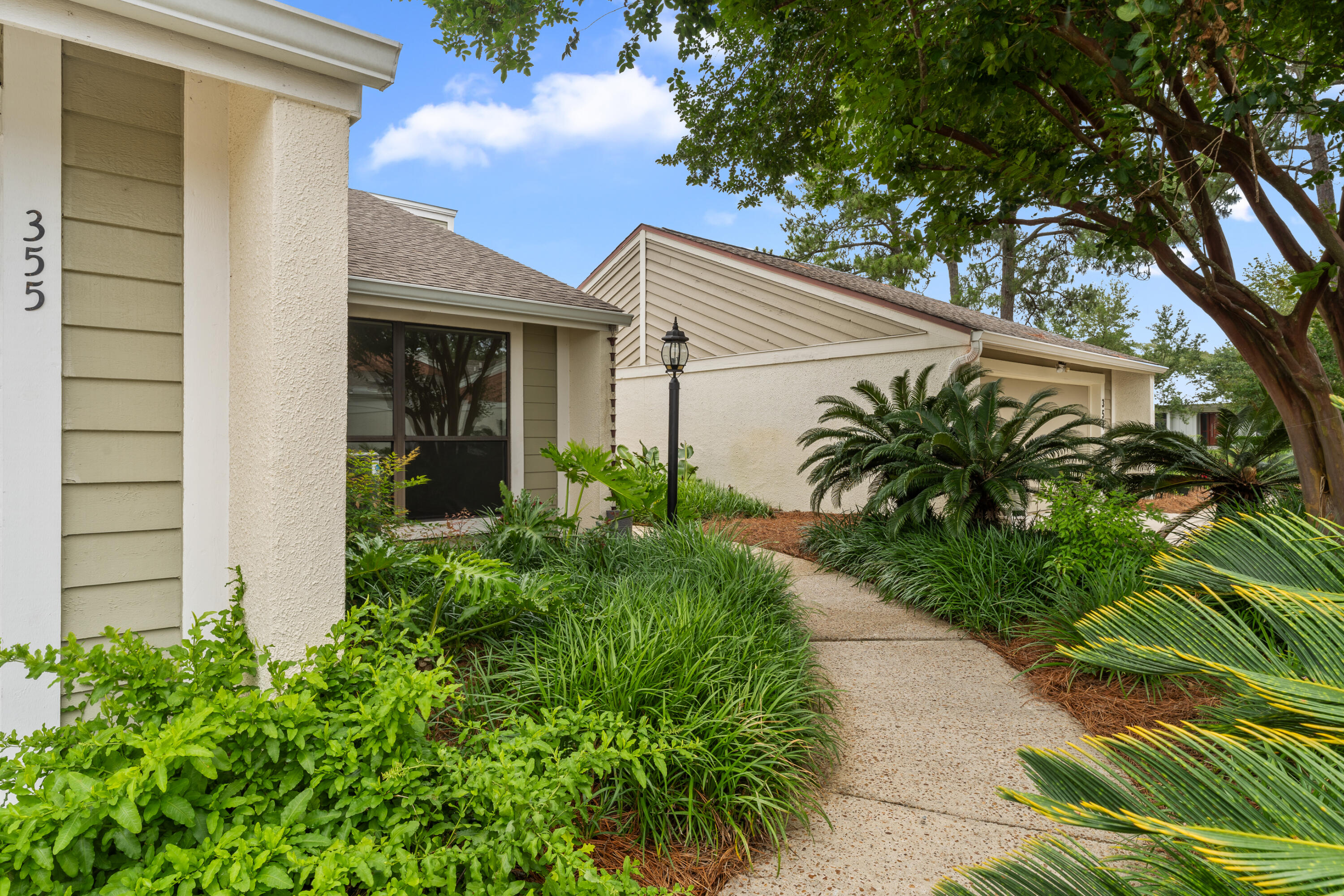 L'ATRIUM - Residential Lease