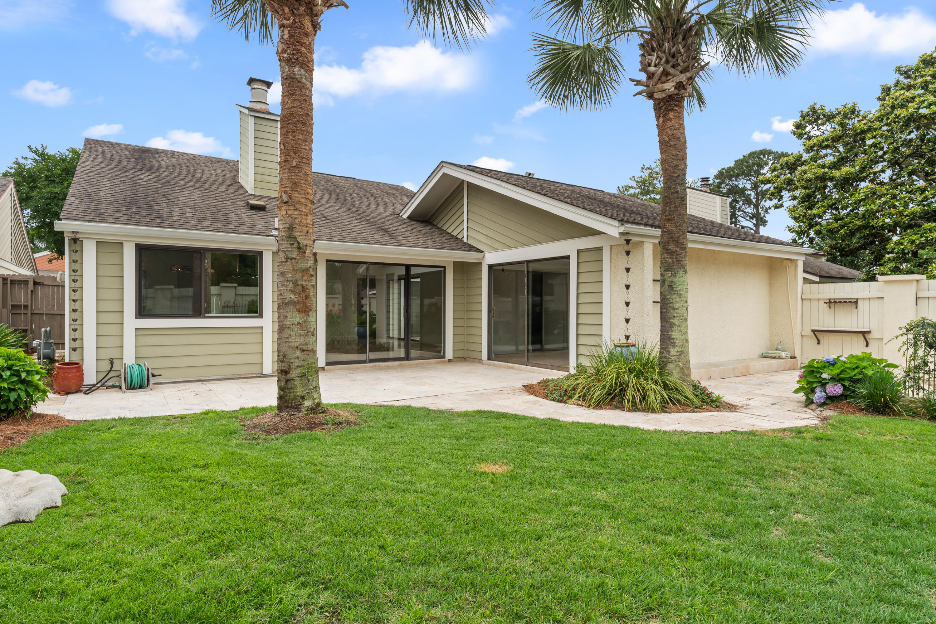 L'ATRIUM - Residential Lease