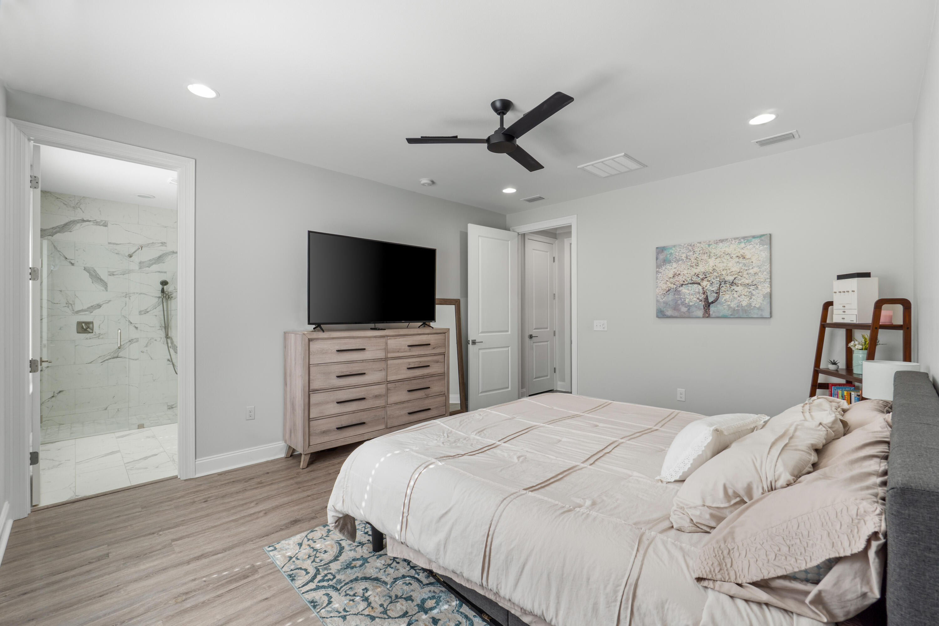 Raiders Landing - Residential