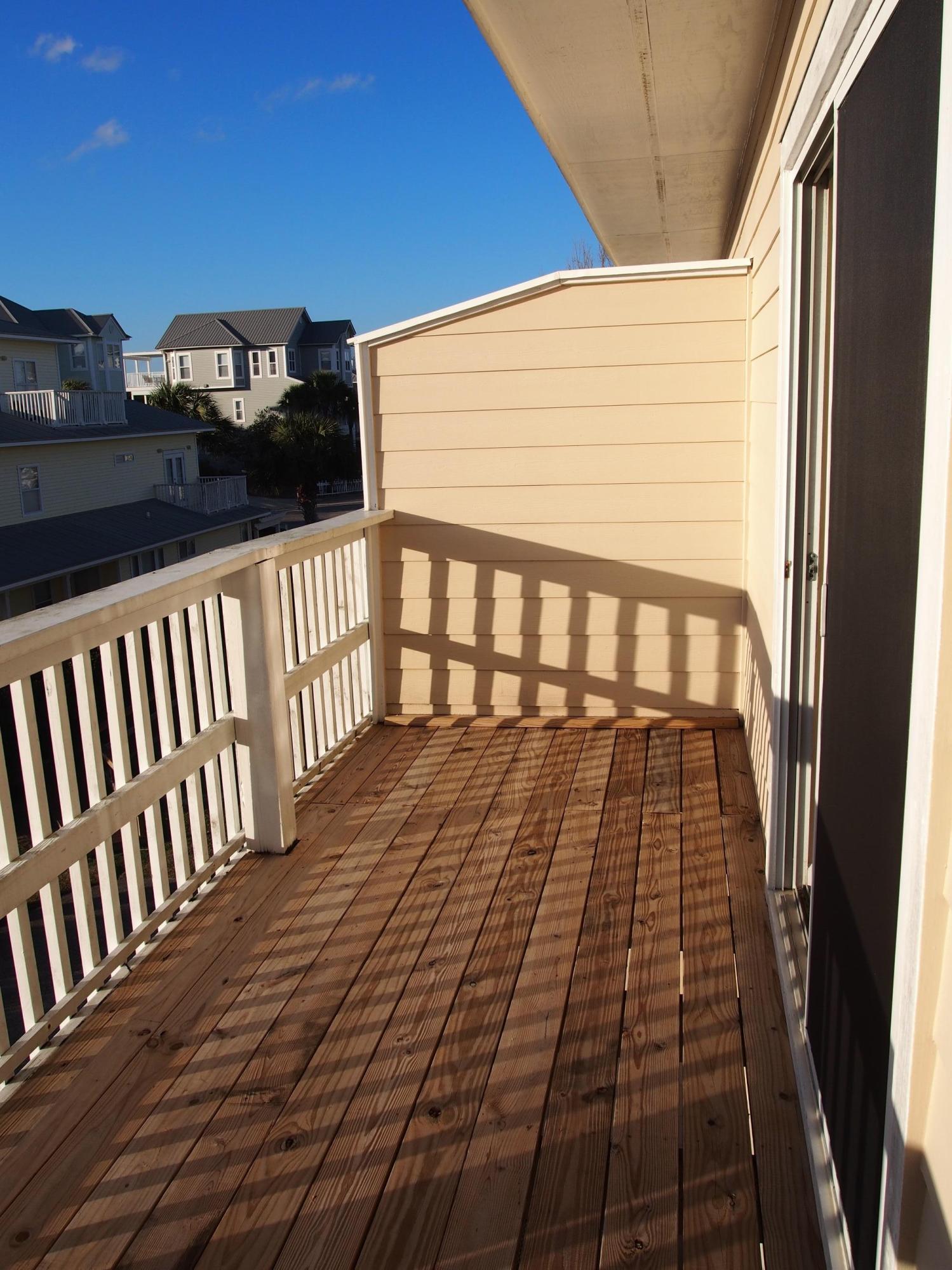 SANDCASTLES BY THE SEA T/H PH 1 - Residential