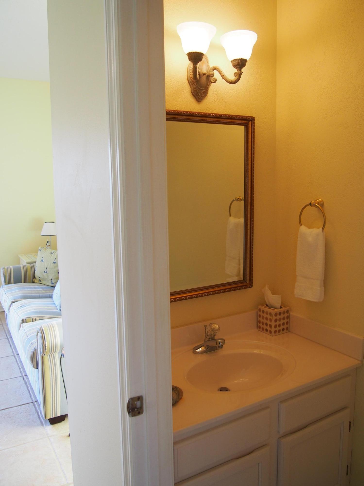 SANDCASTLES BY THE SEA T/H PH 1 - Residential