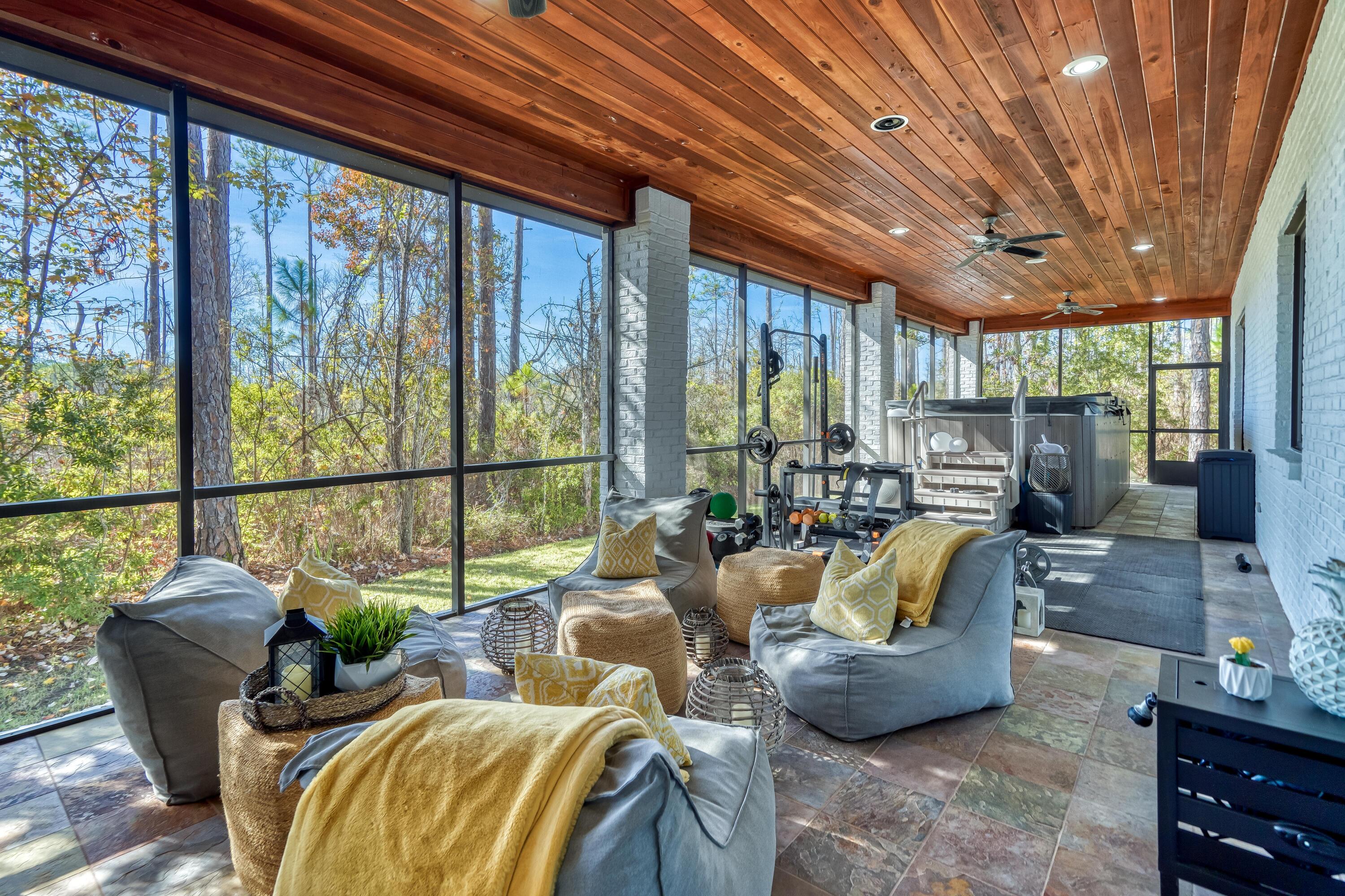REGATTA BAY PH 1 - Residential
