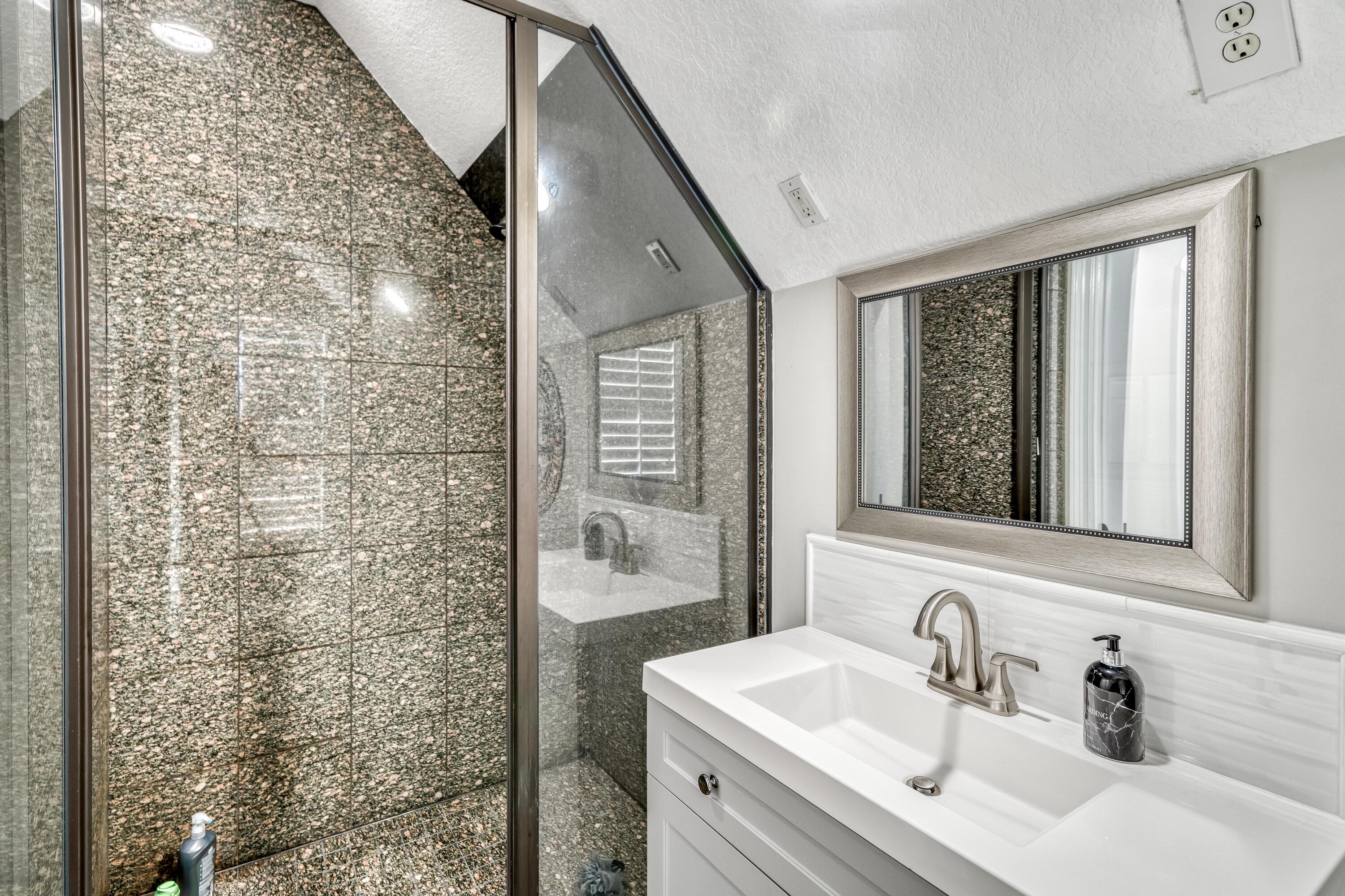 REGATTA BAY PH 1 - Residential
