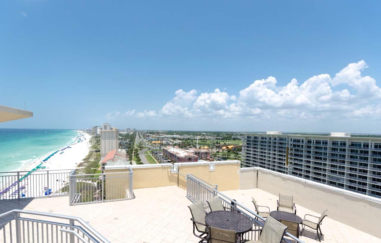 SIGNATURE BEACH - Residential
