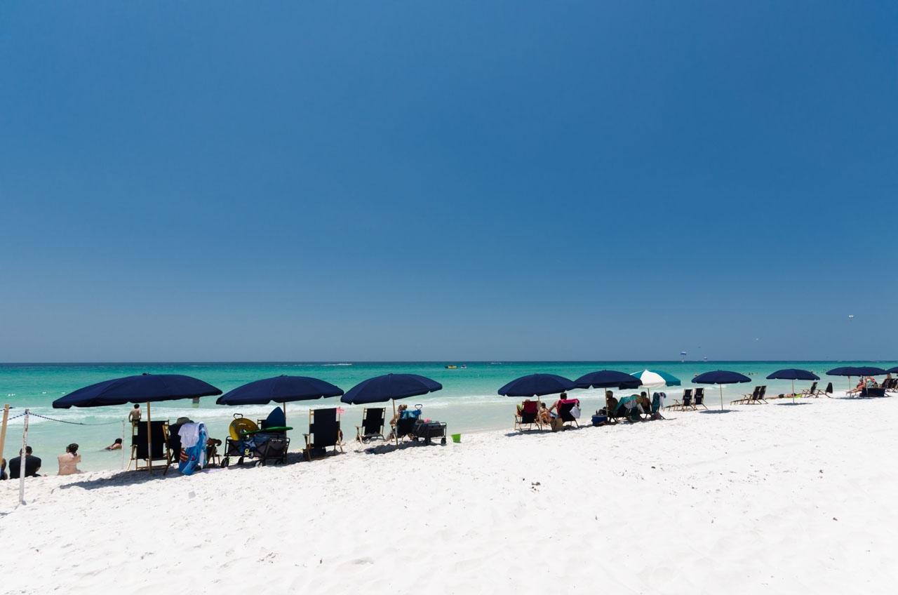 SIGNATURE BEACH - Residential