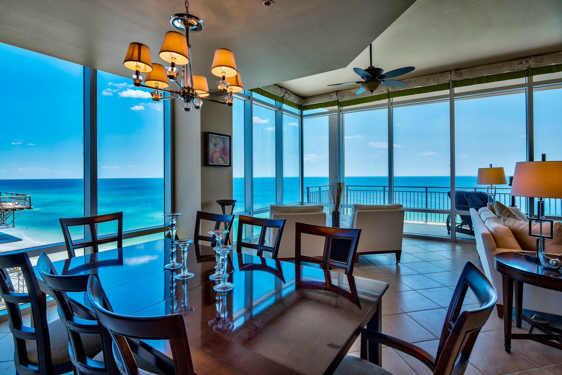 SIGNATURE BEACH - Residential