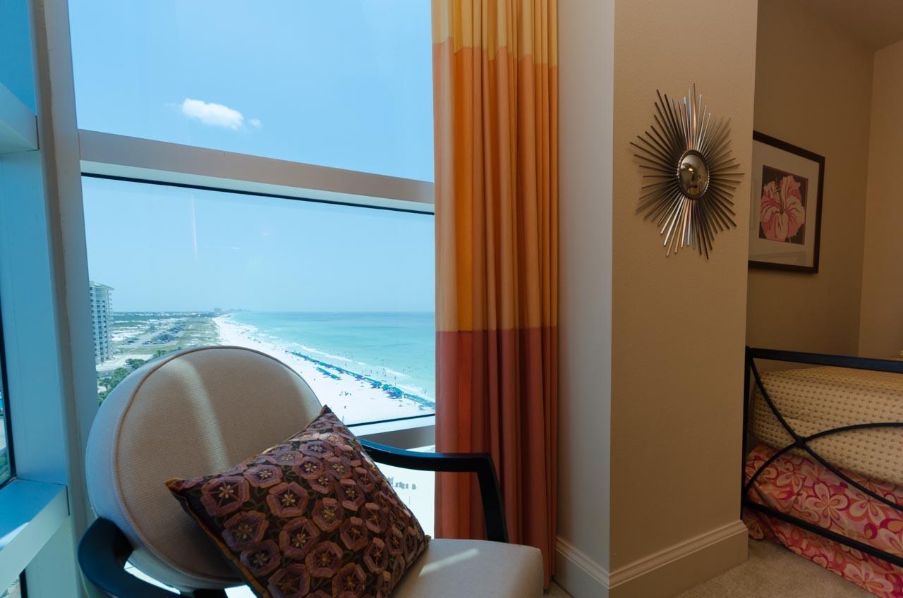 SIGNATURE BEACH - Residential