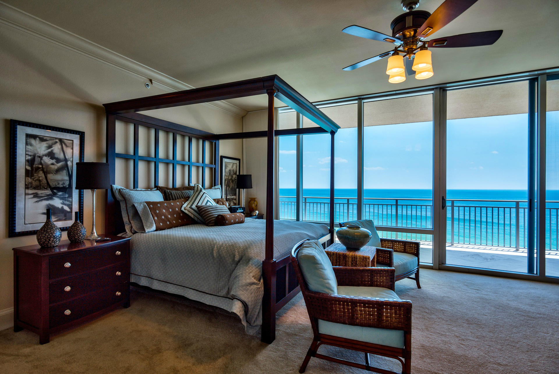 SIGNATURE BEACH - Residential