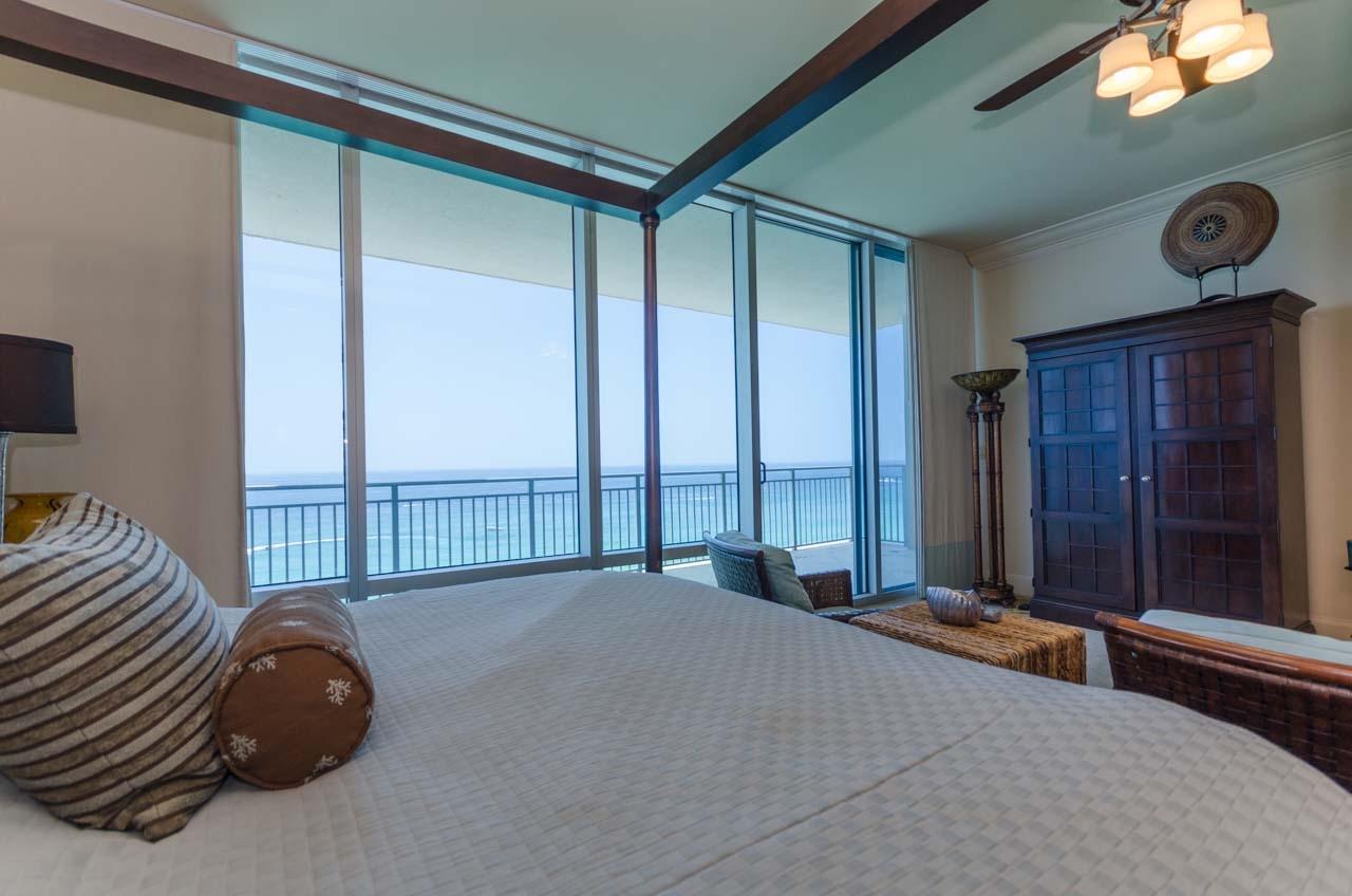 SIGNATURE BEACH - Residential