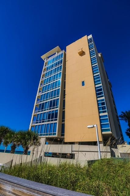 SIGNATURE BEACH - Residential