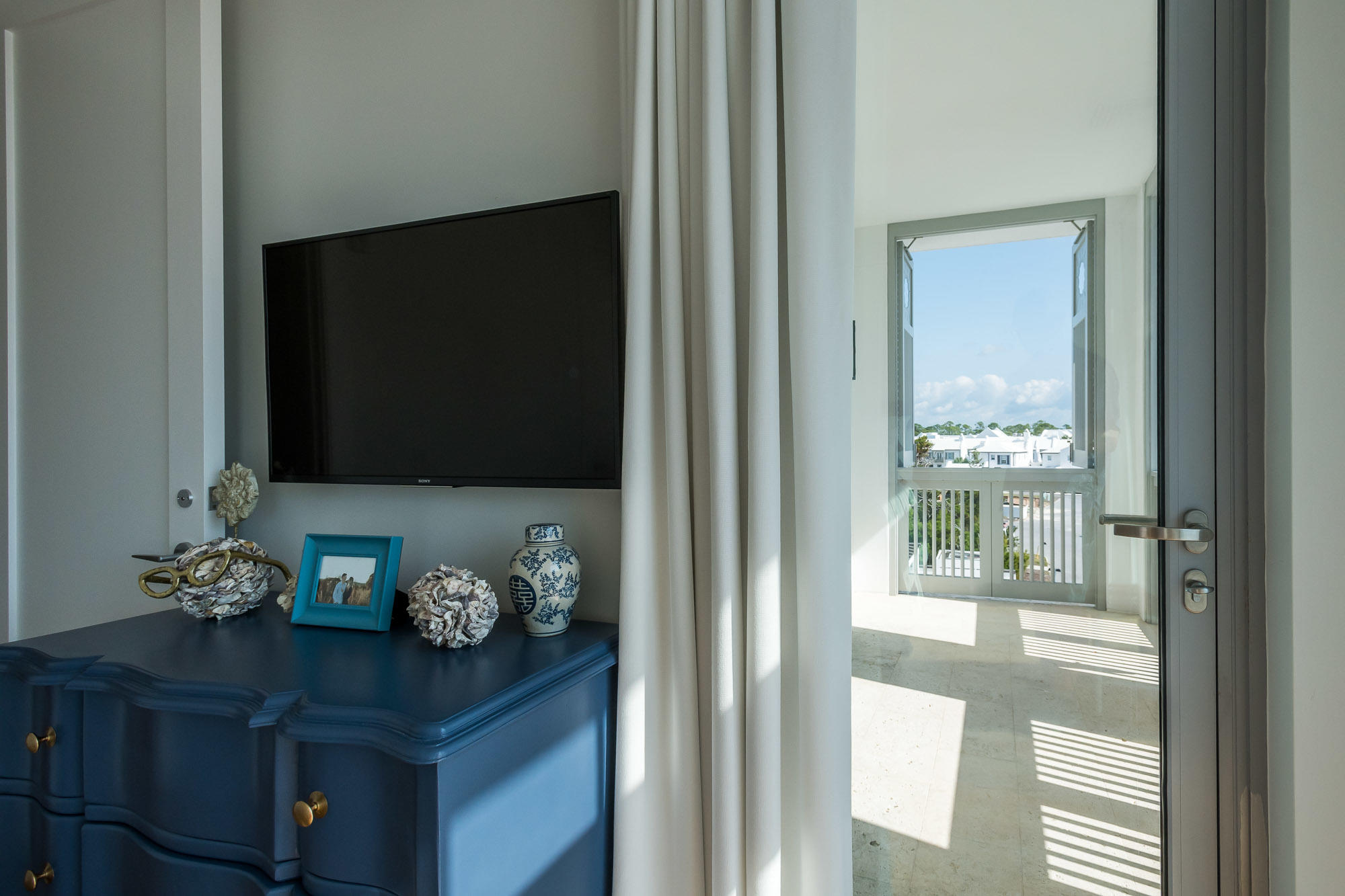 ALYS BEACH - Residential