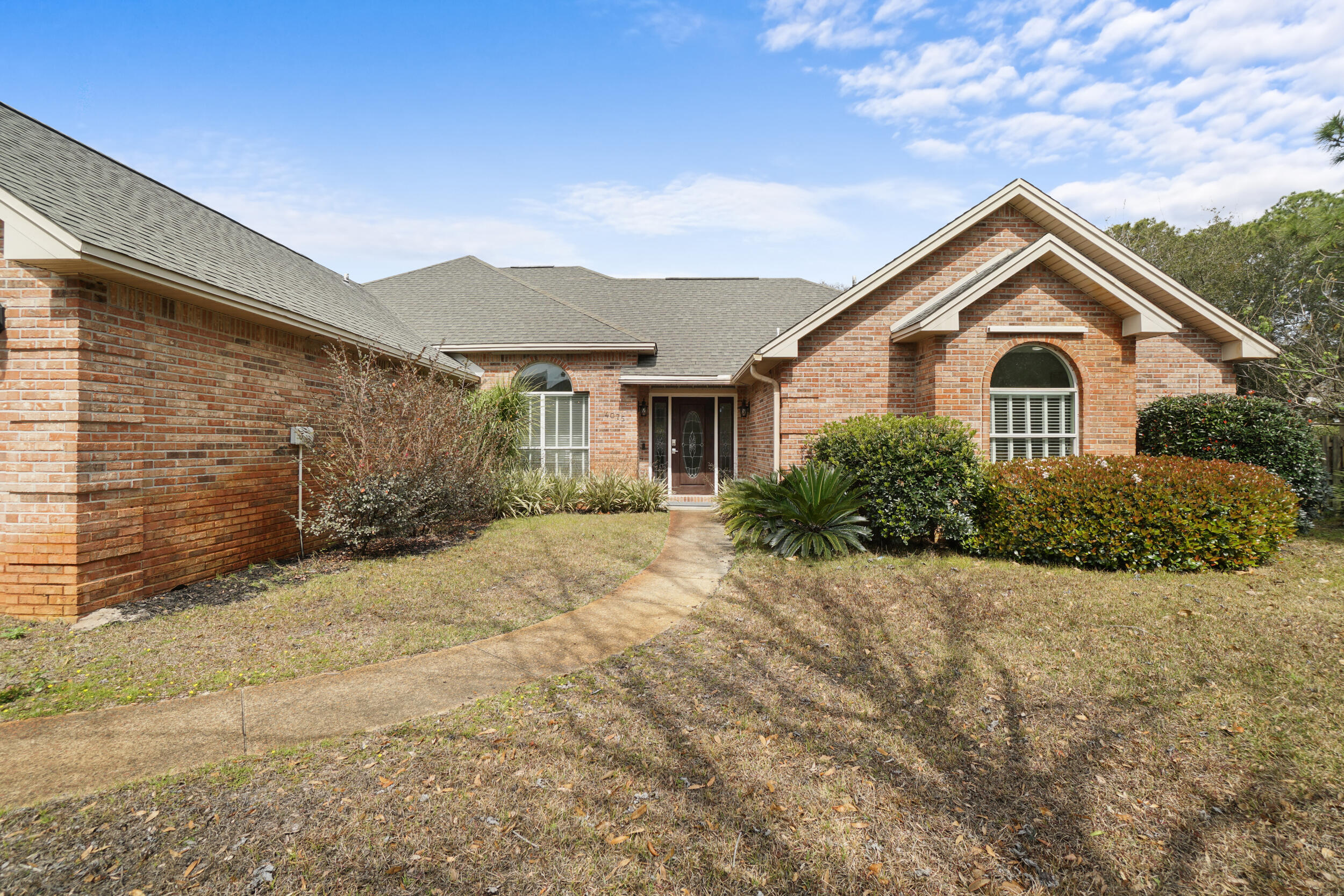 WINDSOR FOREST - Residential