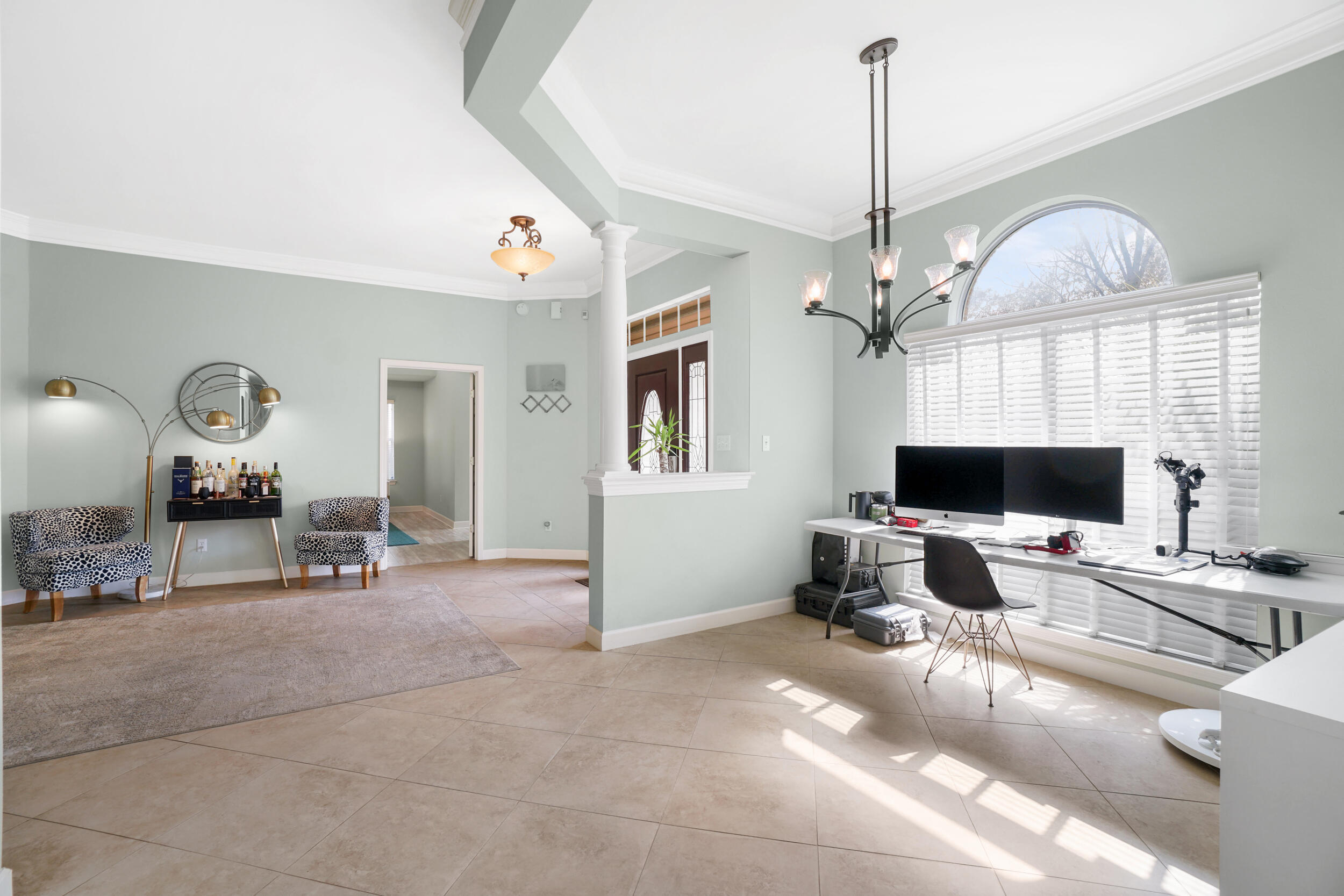 WINDSOR FOREST - Residential
