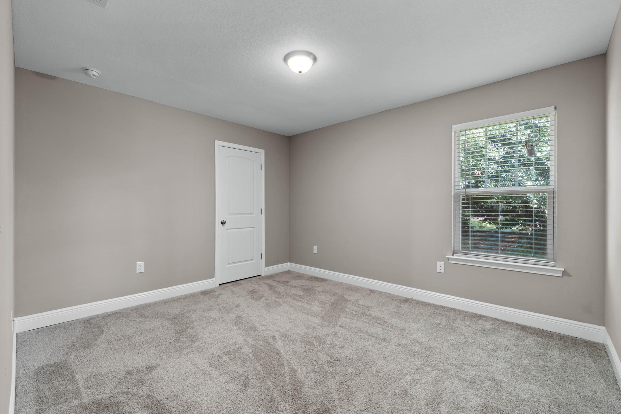 NAVARRE S/D 2ND ADDN - Residential