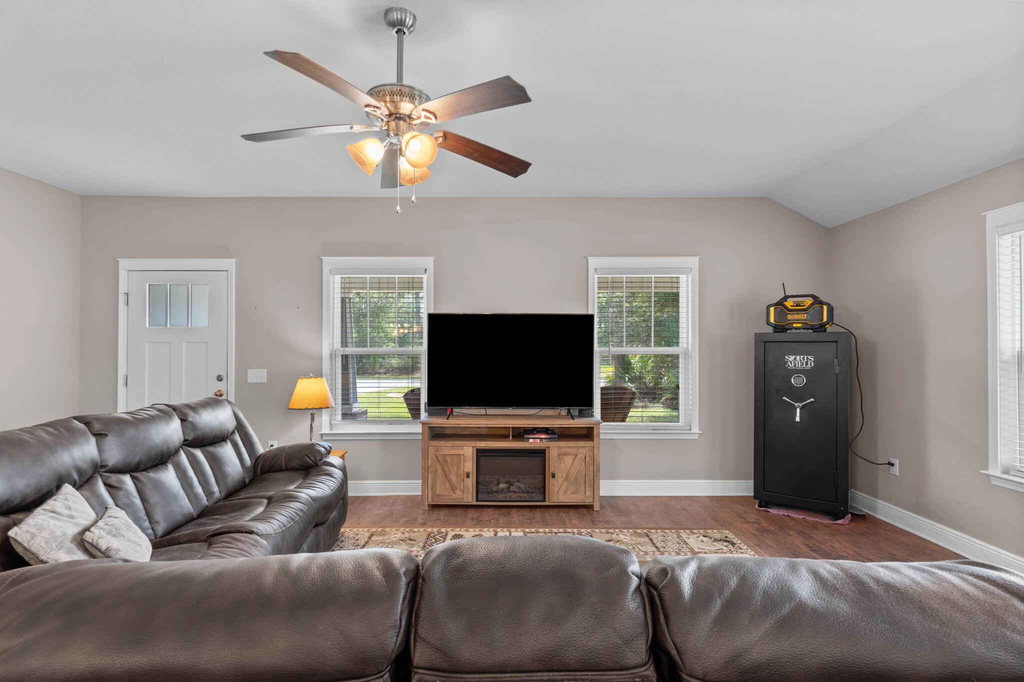 NAVARRE S/D 2ND ADDN - Residential