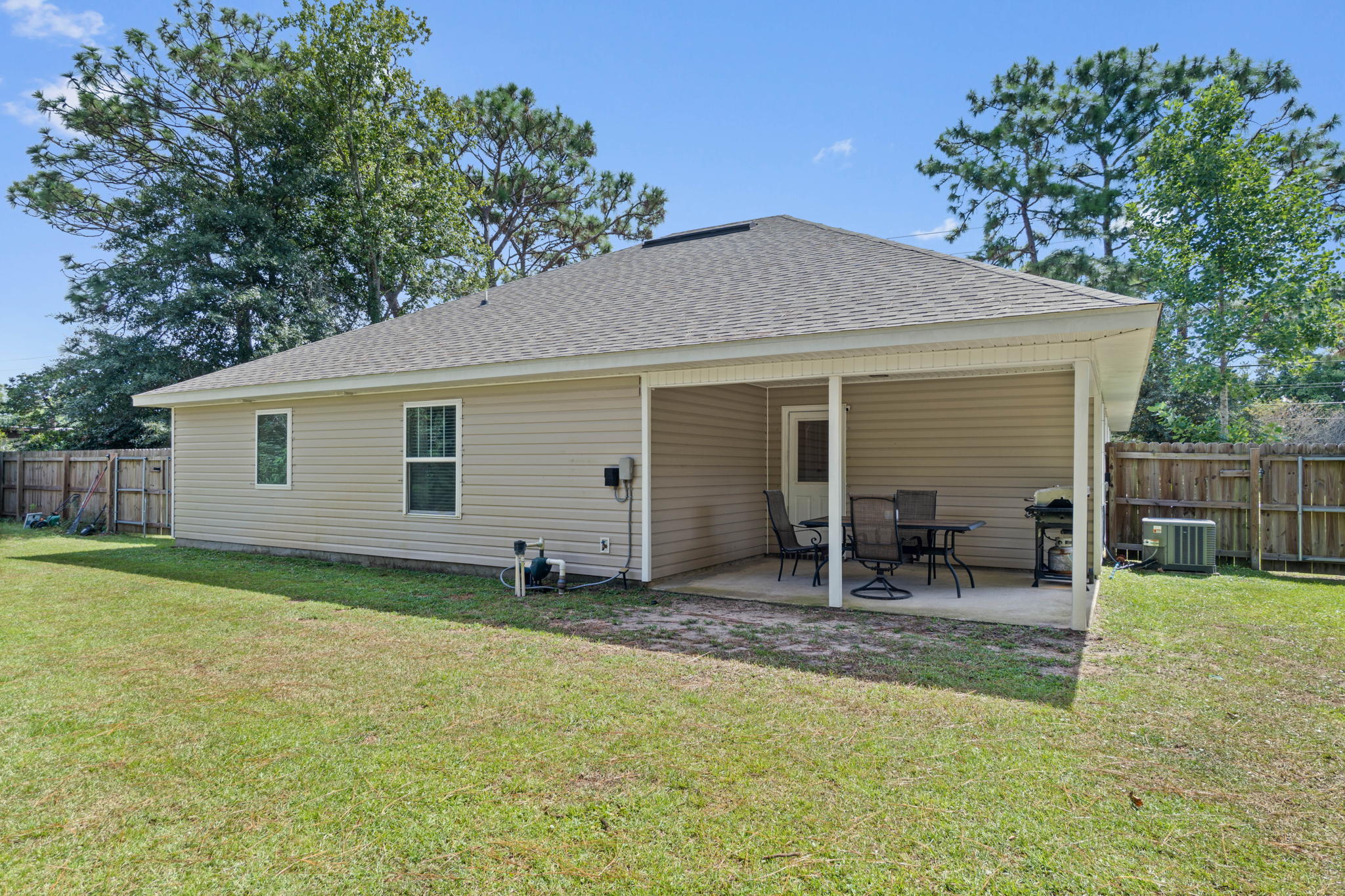 NAVARRE S/D 2ND ADDN - Residential