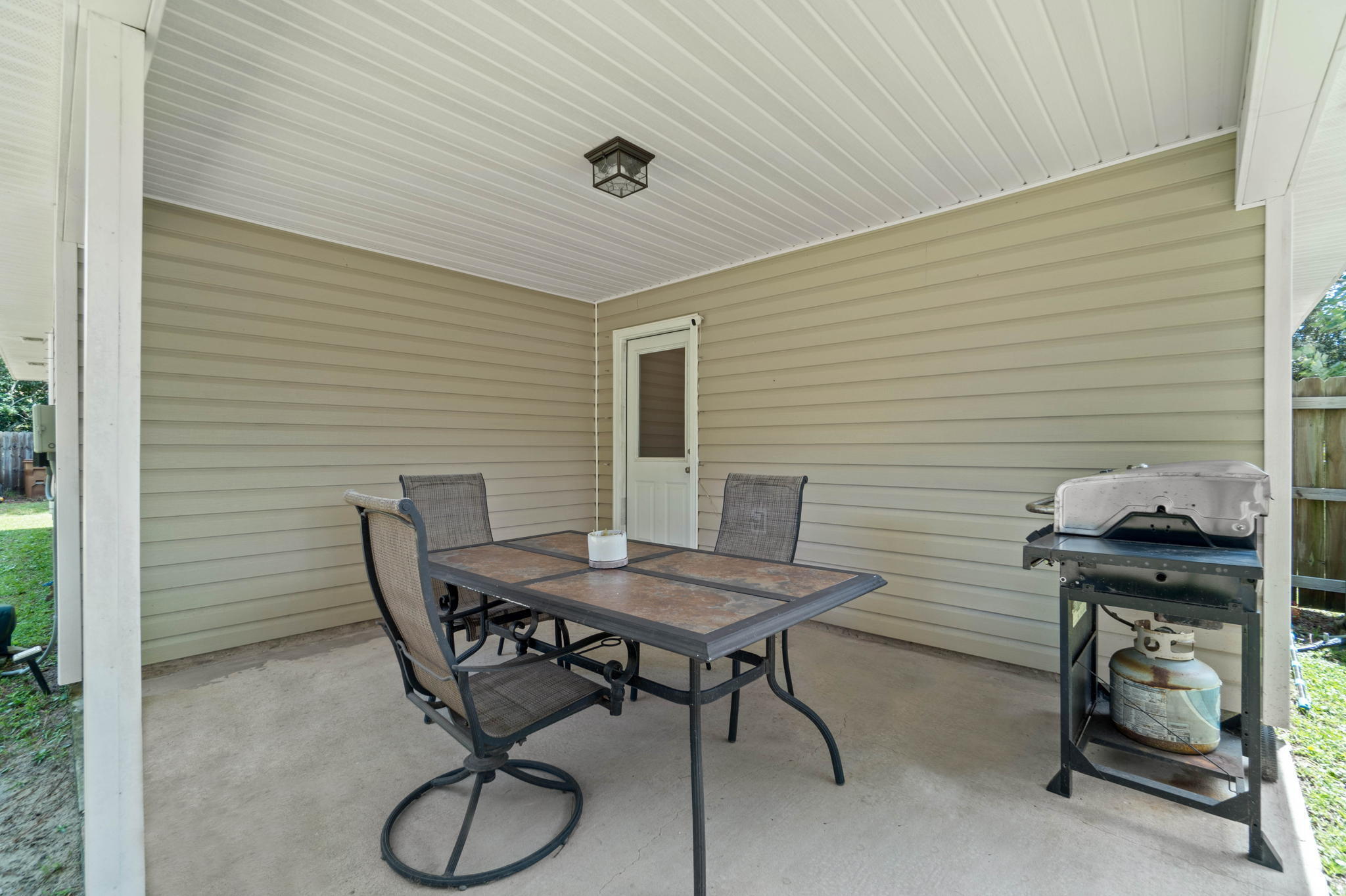 NAVARRE S/D 2ND ADDN - Residential