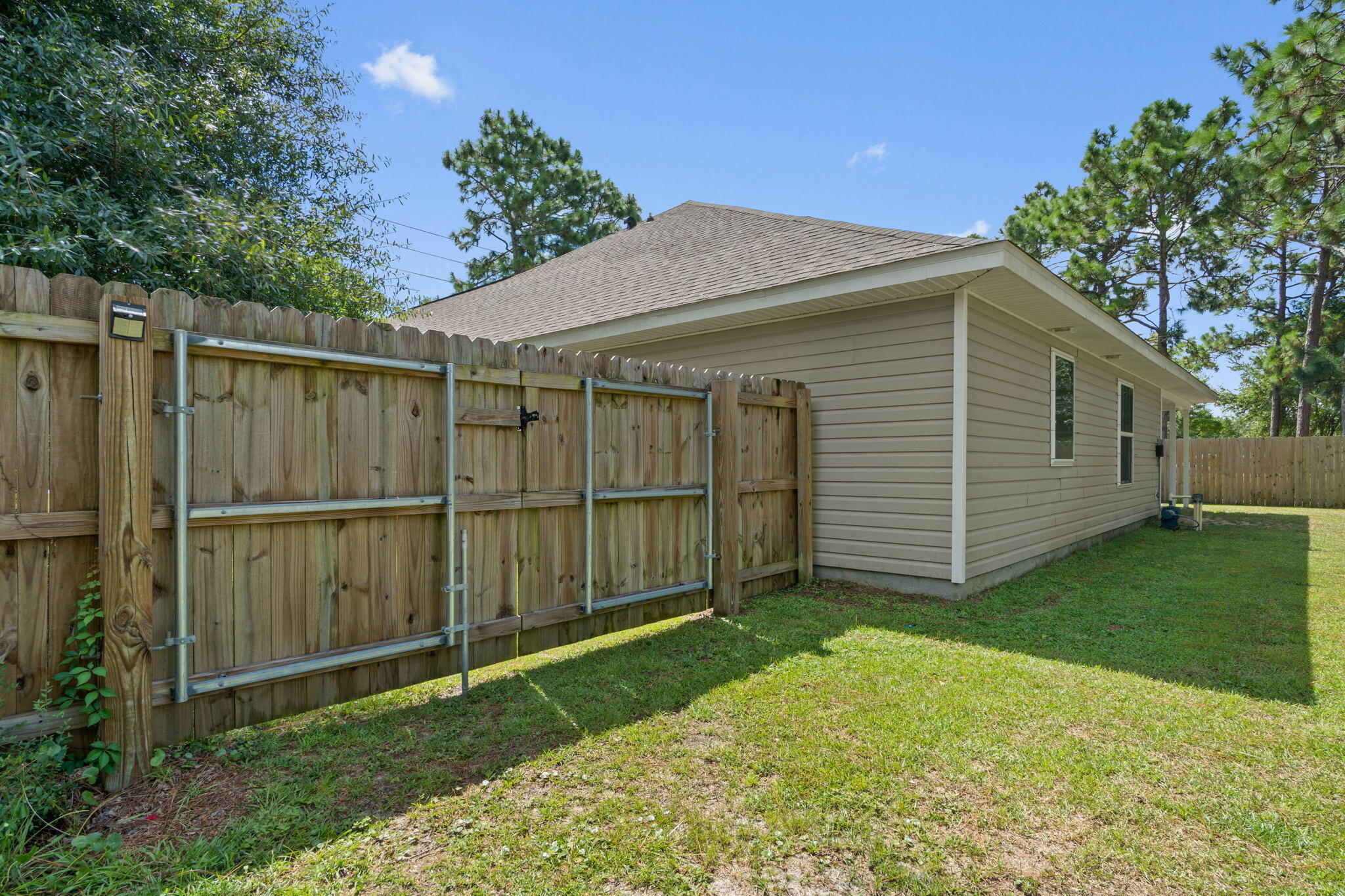 NAVARRE S/D 2ND ADDN - Residential