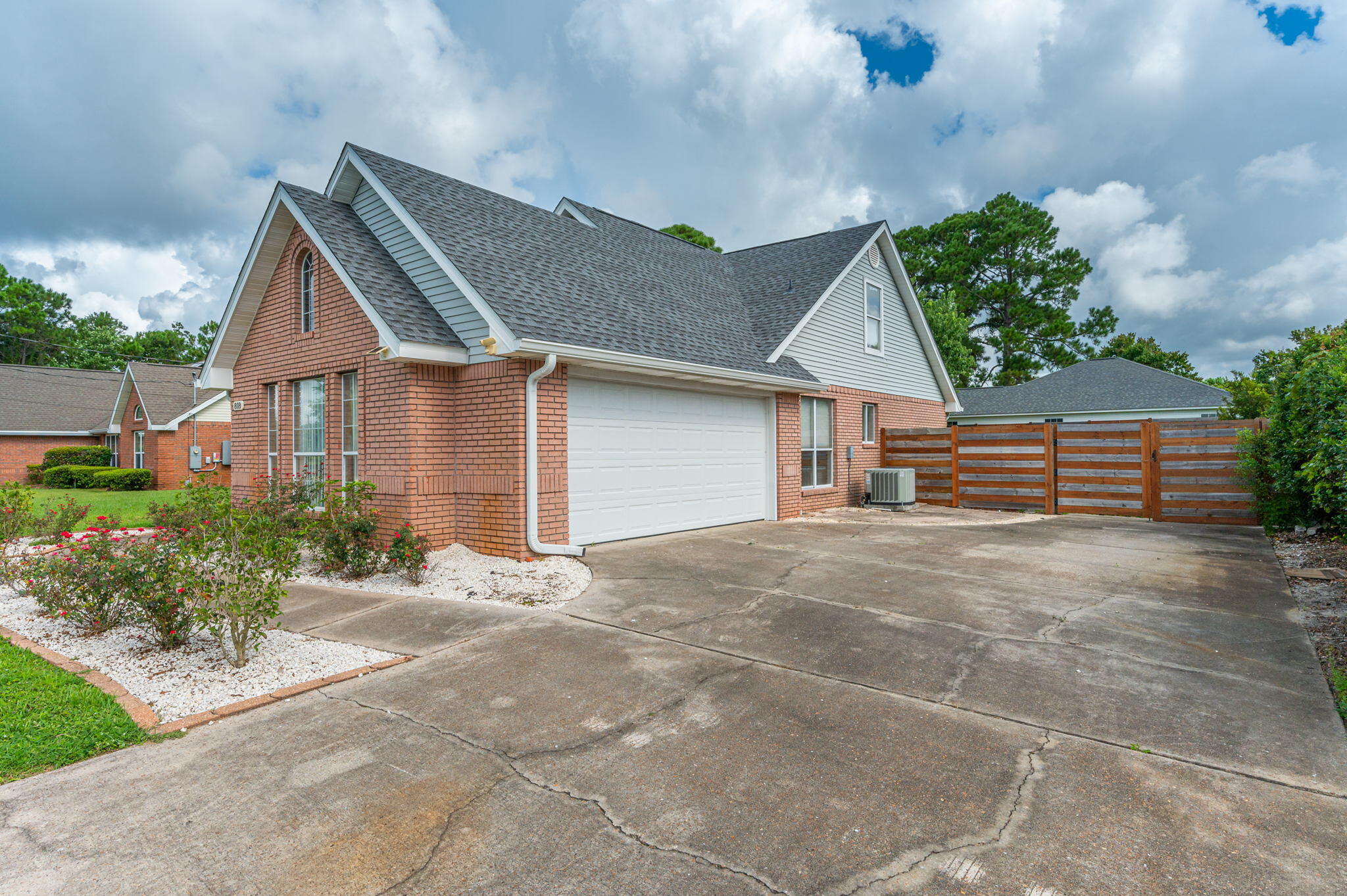 PARISH PINES - Residential