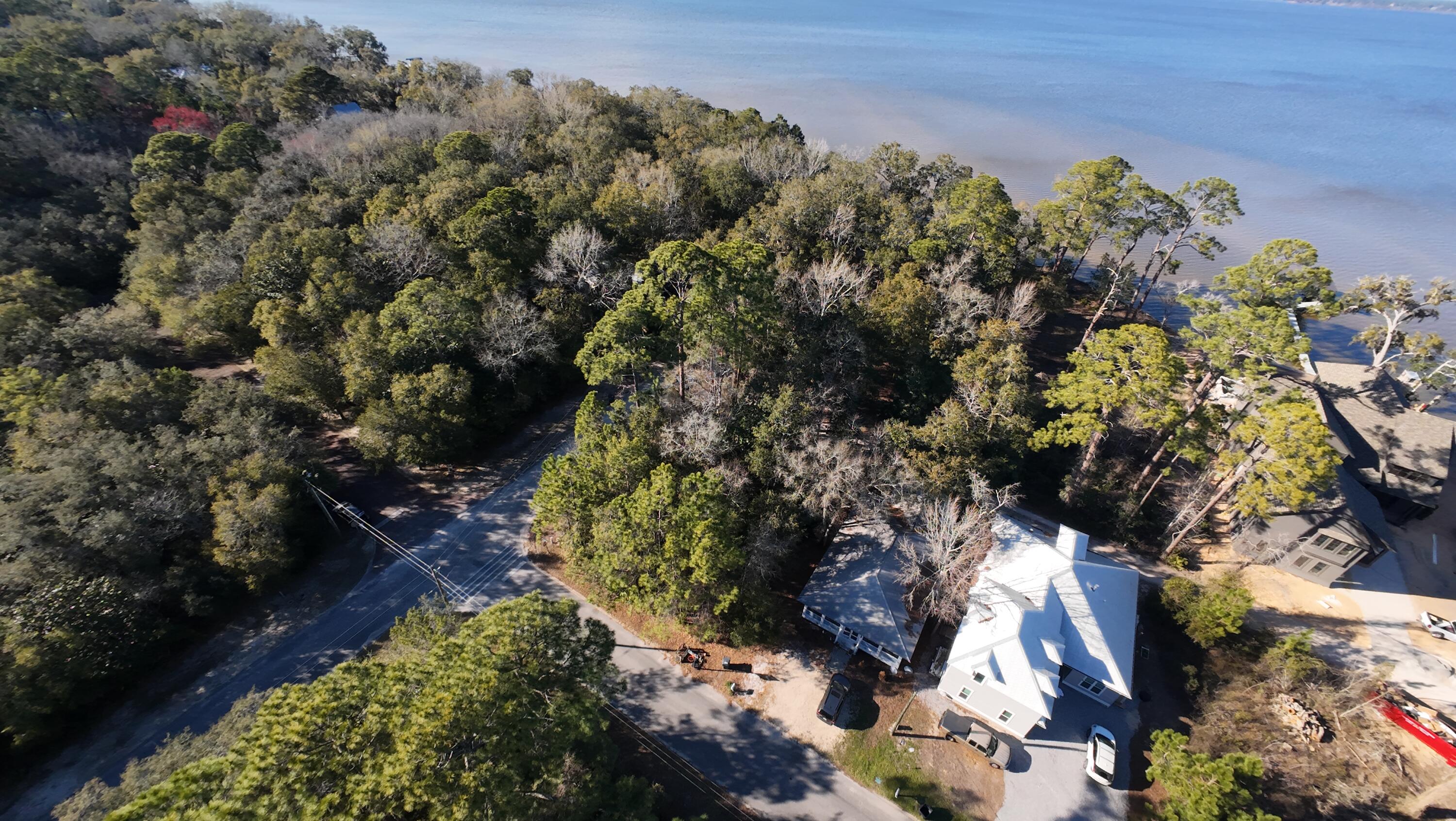 MAGNOLIA BEACH - Land