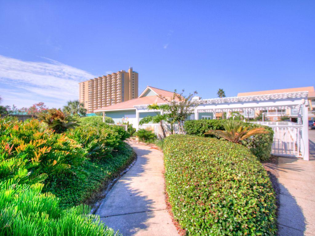 ST MARTIN BEACHWALK PH 1 - Residential