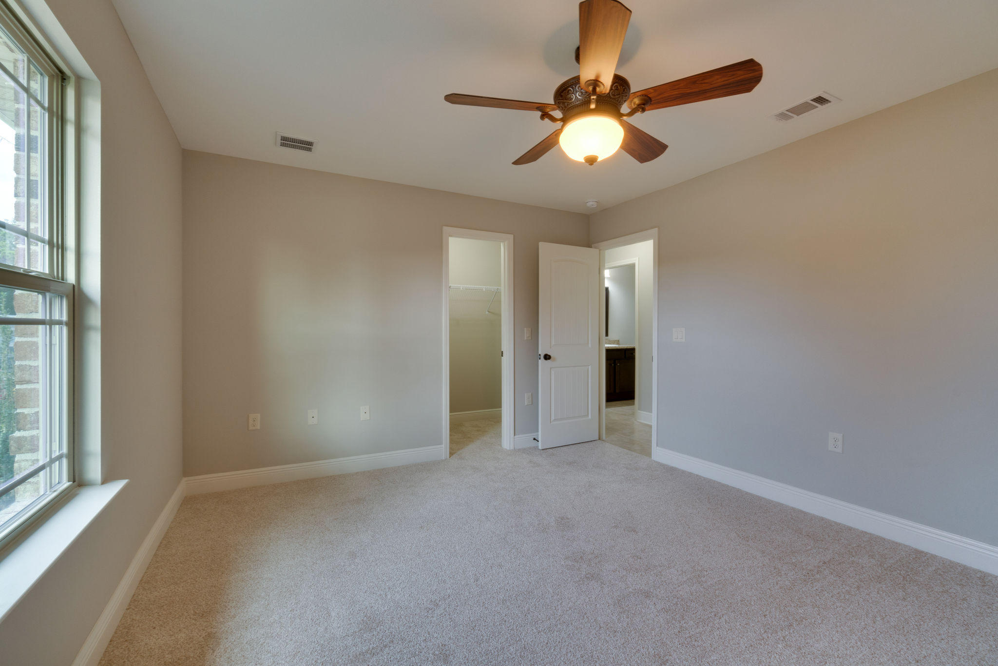 SCHOOLVIEW - Residential