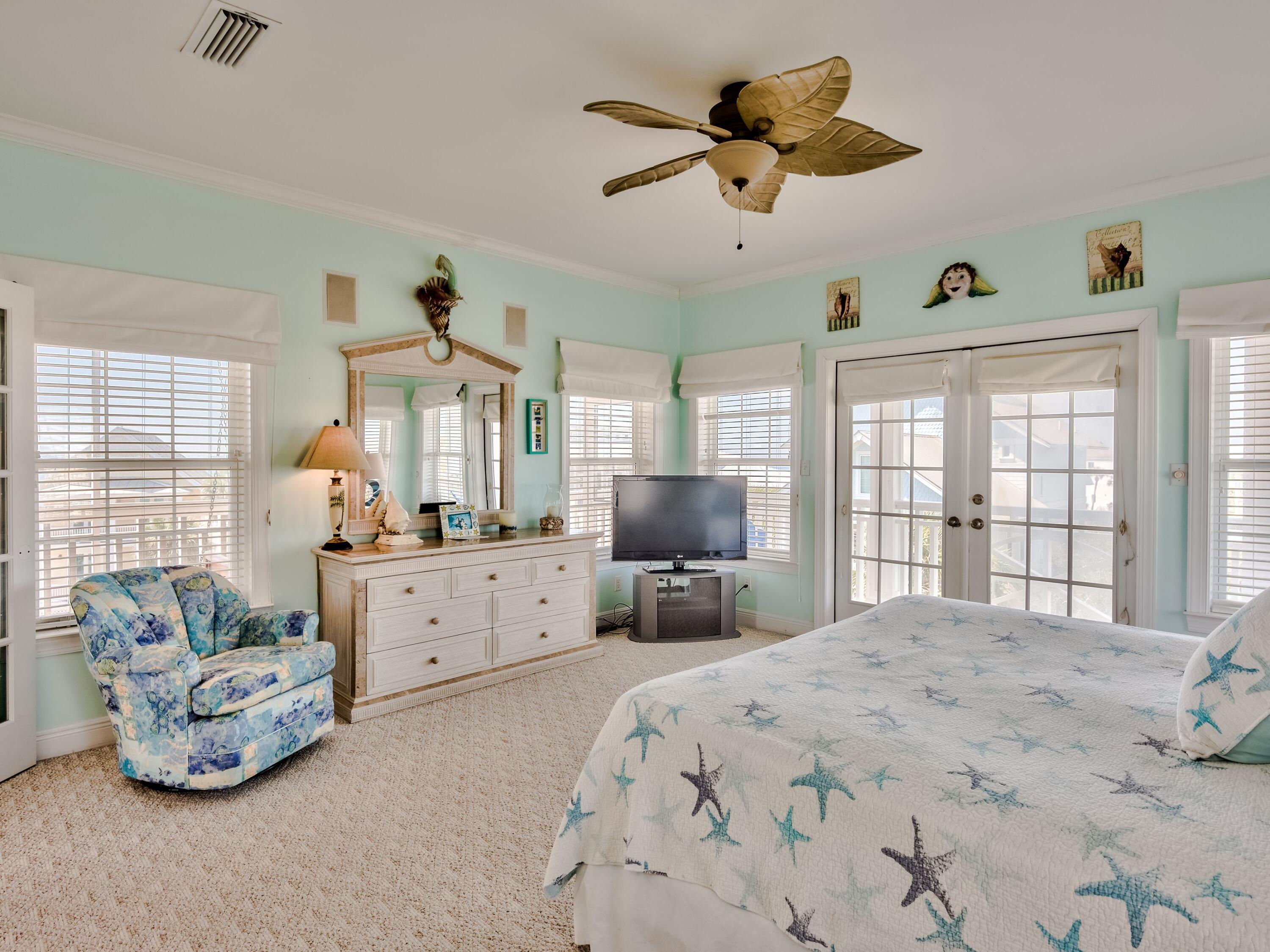 OLD FLORIDA BEACH - Residential