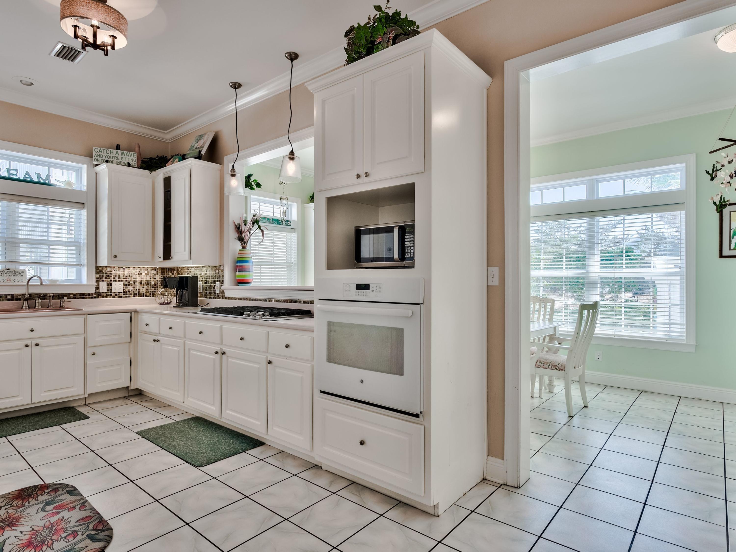 OLD FLORIDA BEACH - Residential